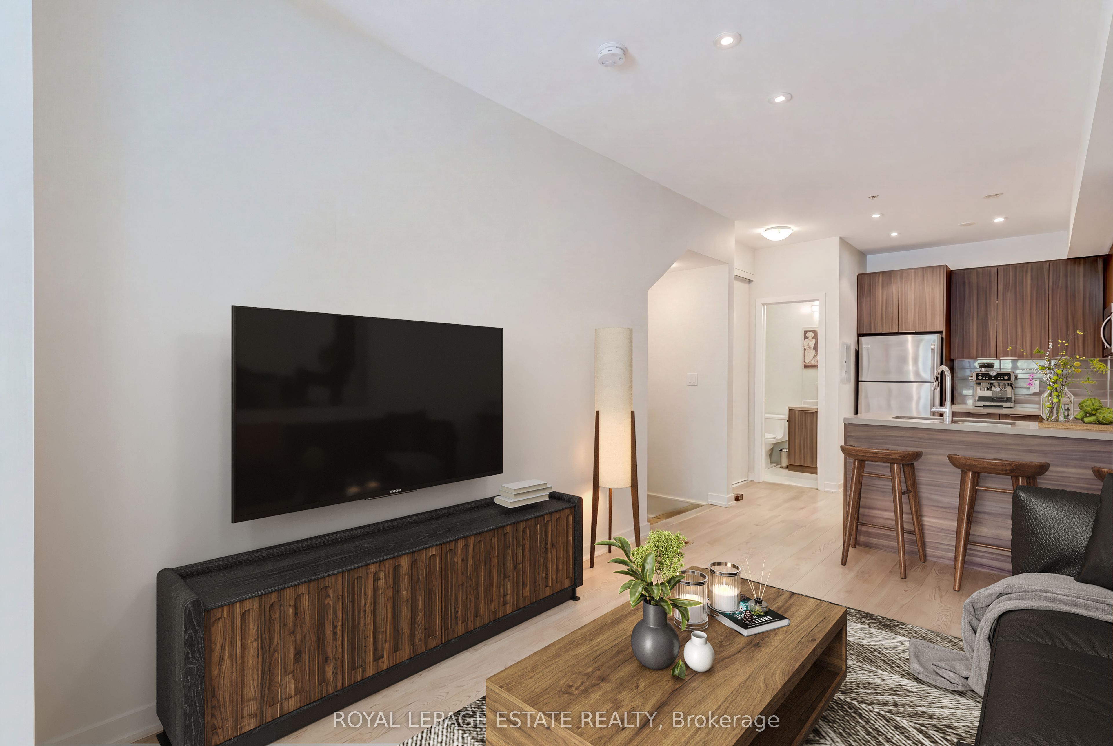 140 Broadview Avenue 32, Toronto, ON M4M 0A8 photo 5