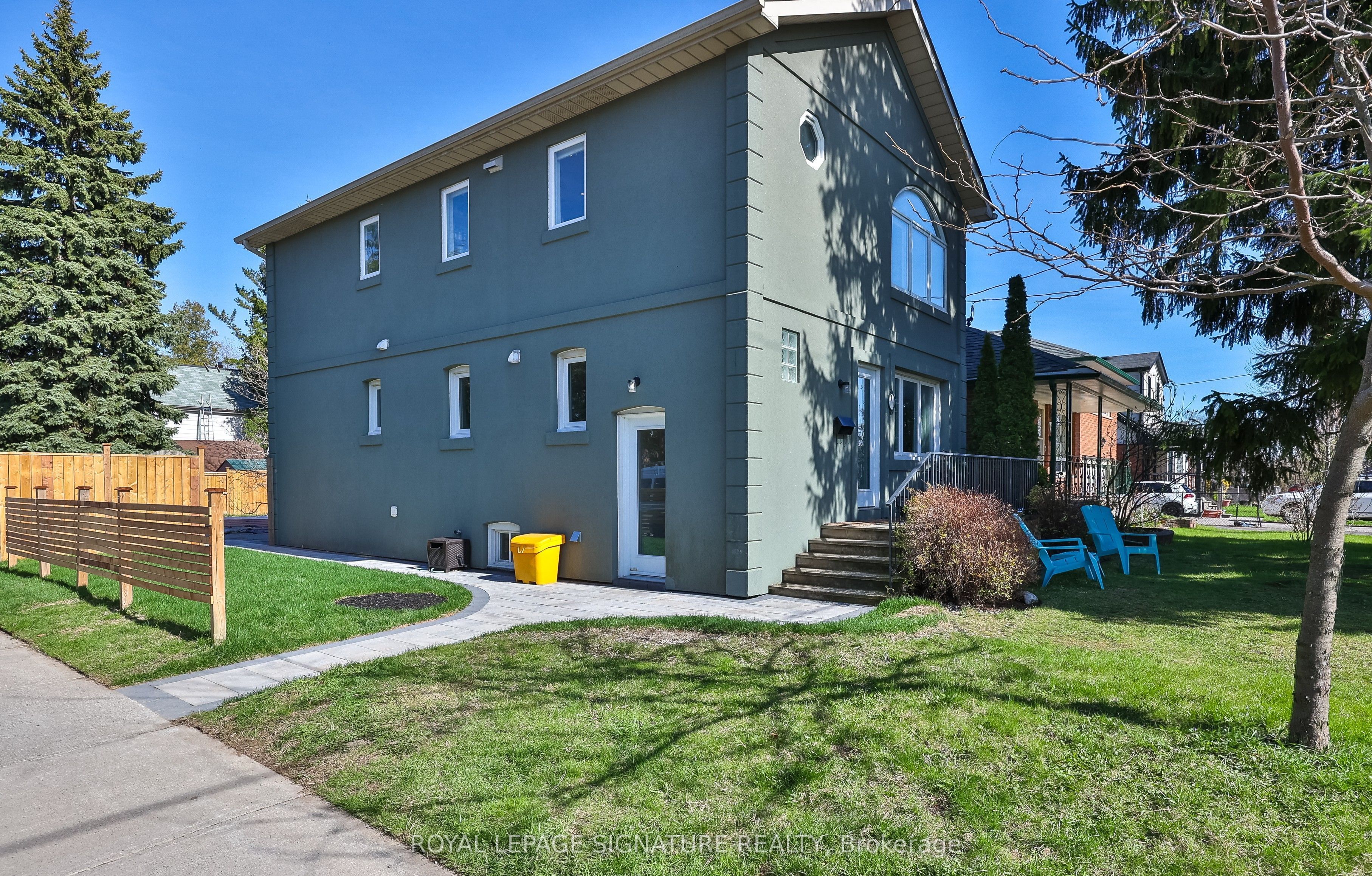71 South Bonnington Avenue, Toronto, ON M1N 3M2 photo 2