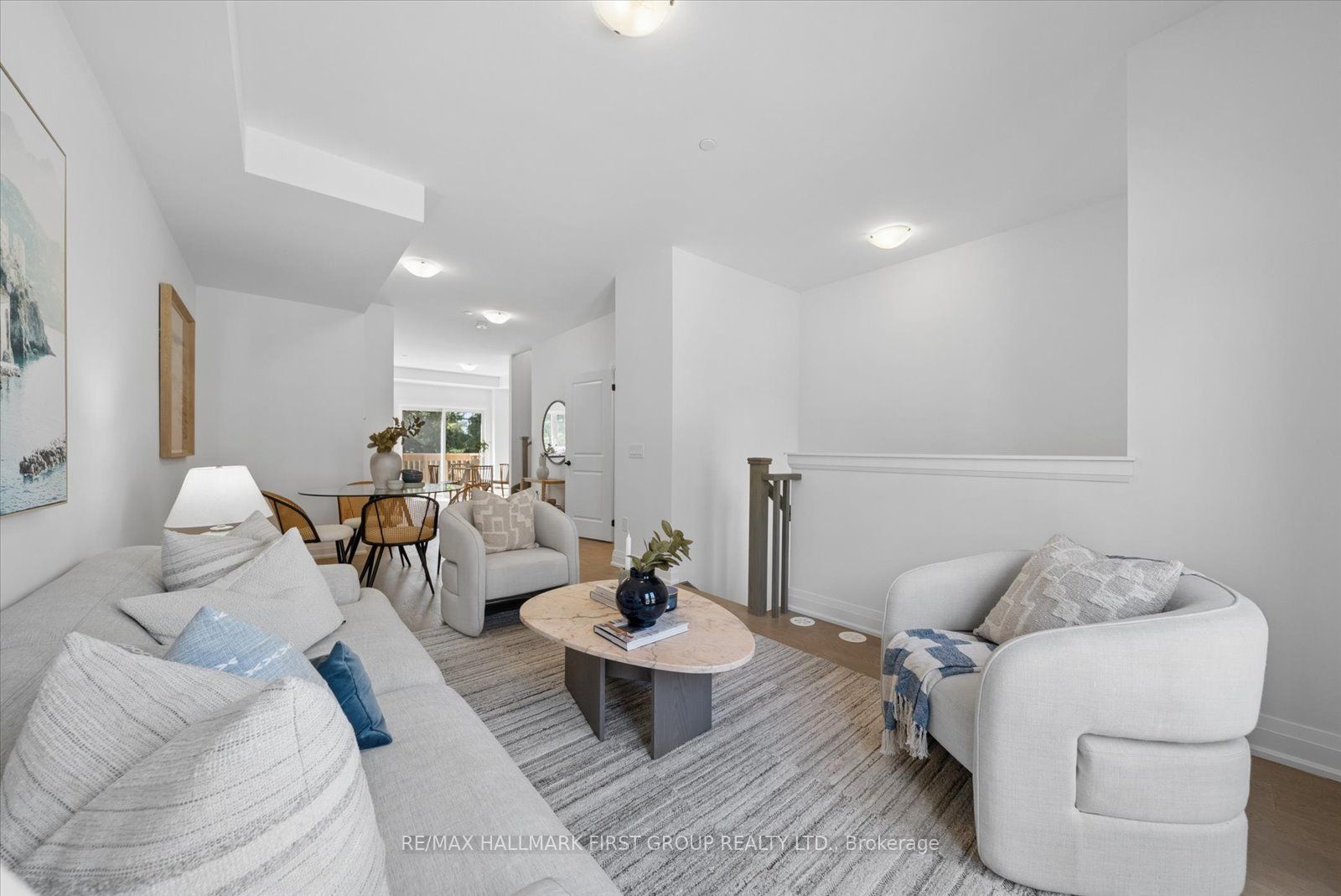 19 Marret Lane, Clarington, ON L1B 0X2 photo 3