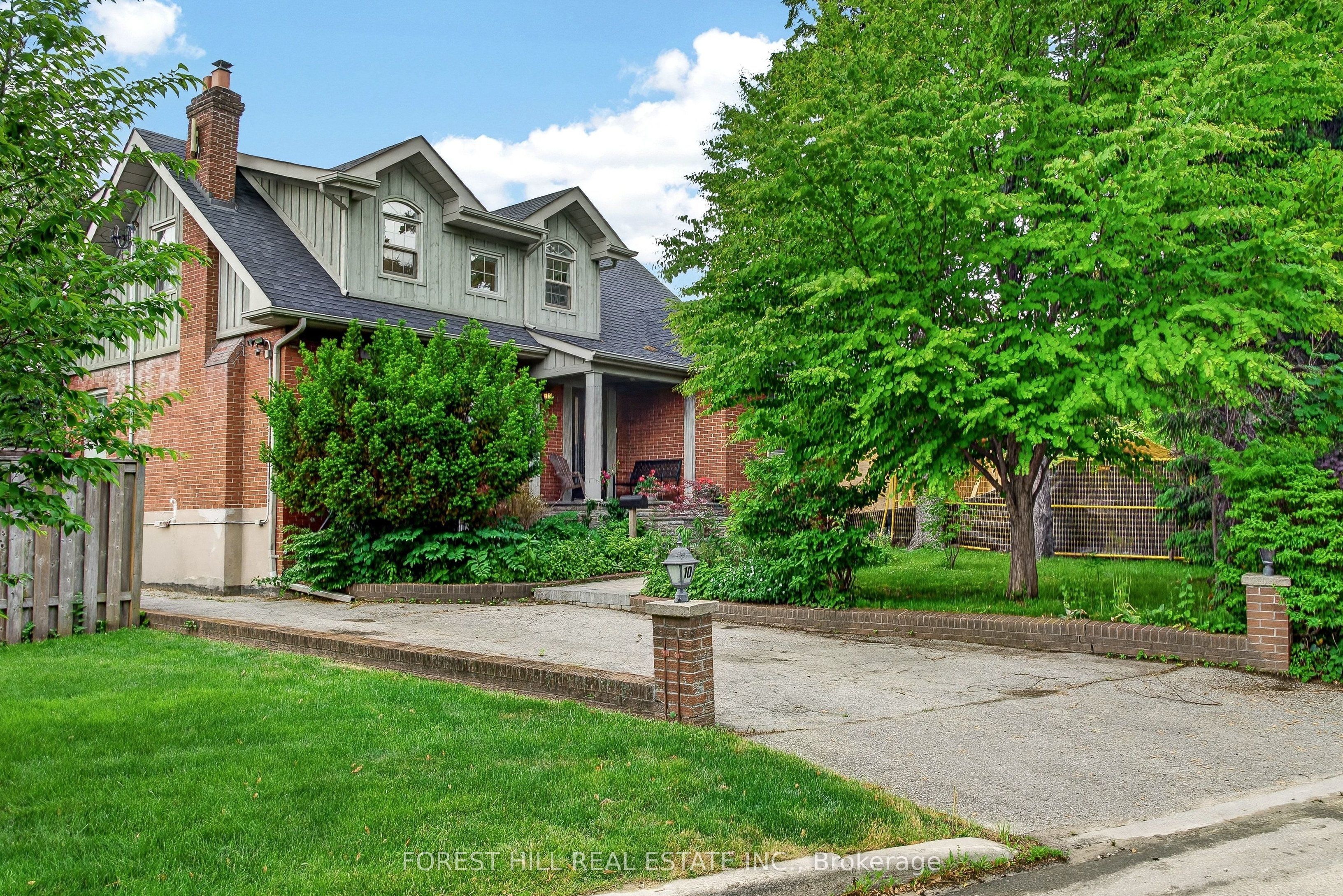 10 Highcliff Crescent, Toronto, ON M1M 1A6
