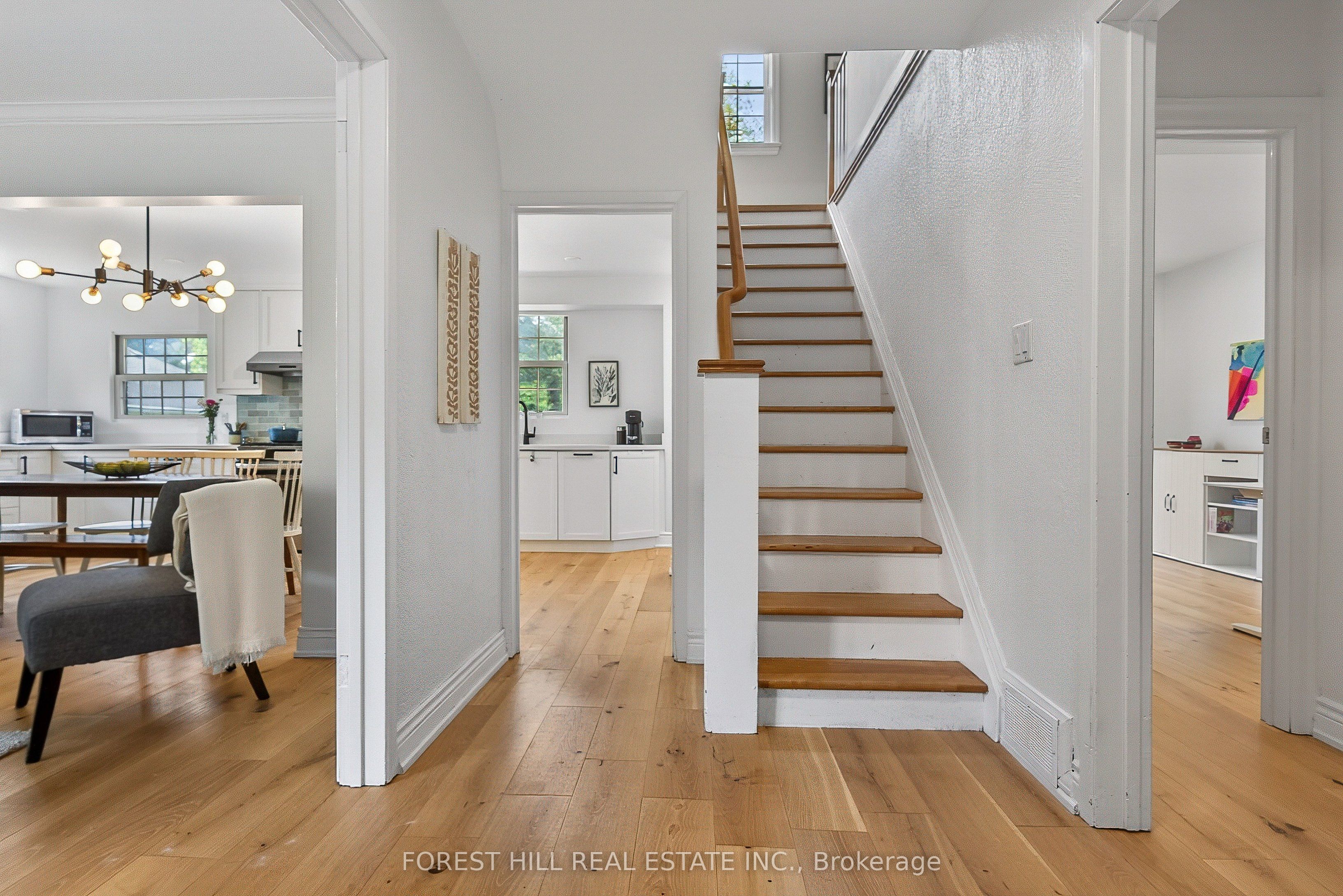 10 Highcliff Crescent, Toronto, ON M1M 1A6 photo 4