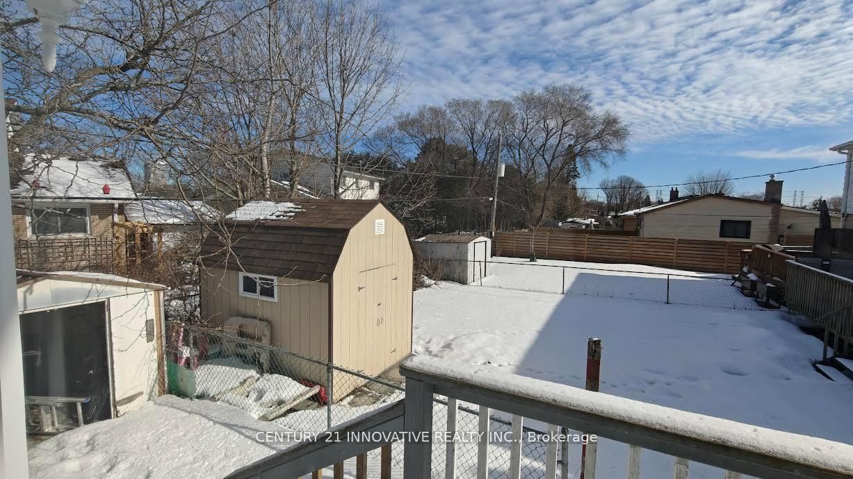 748 Krosno Boulevard, Pickering, ON L1W 1G3 photo 3