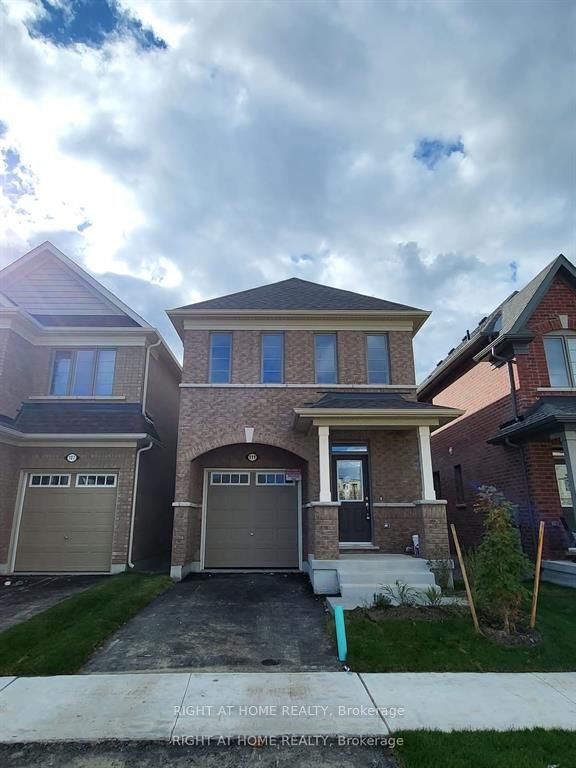 111 Bayardo Drive, Oshawa, ON L1L 0V2 photo 2