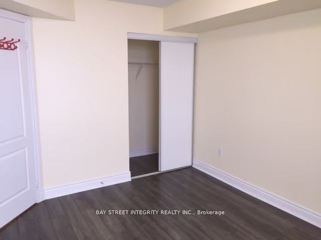 60 Brian Harrison Way 1410, Toronto, ON M1P 5J5 photo 2