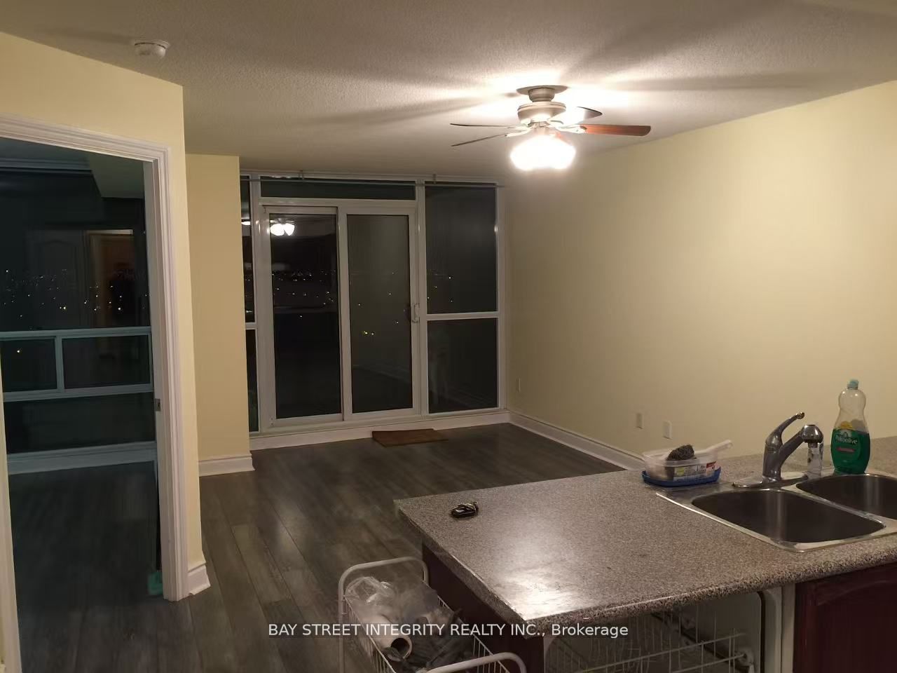 60 Brian Harrison Way 1410, Toronto, ON M1P 5J5 photo 5