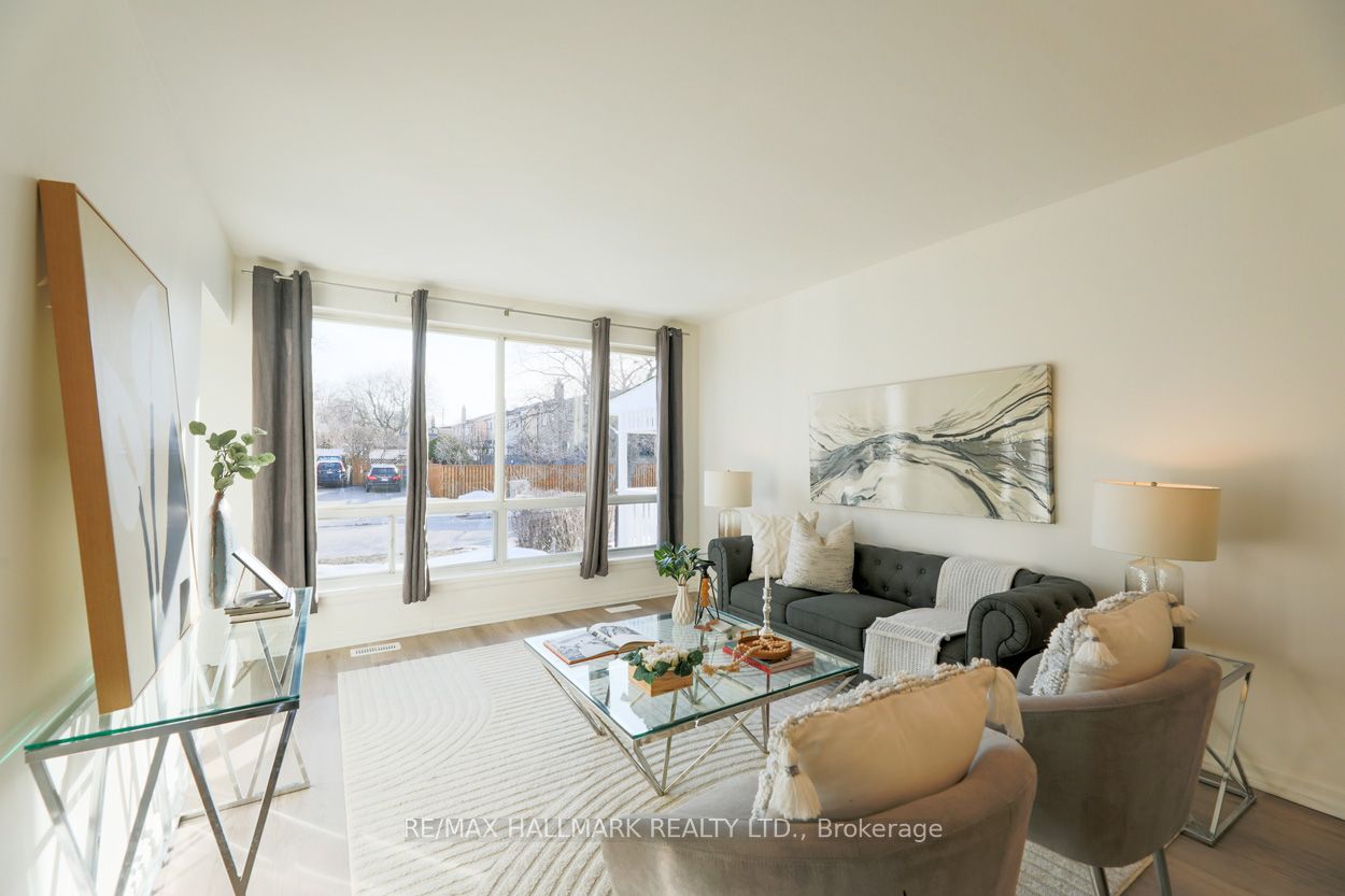 152 Santamonica Boulevard, Toronto, ON M1L 4H6 photo 5