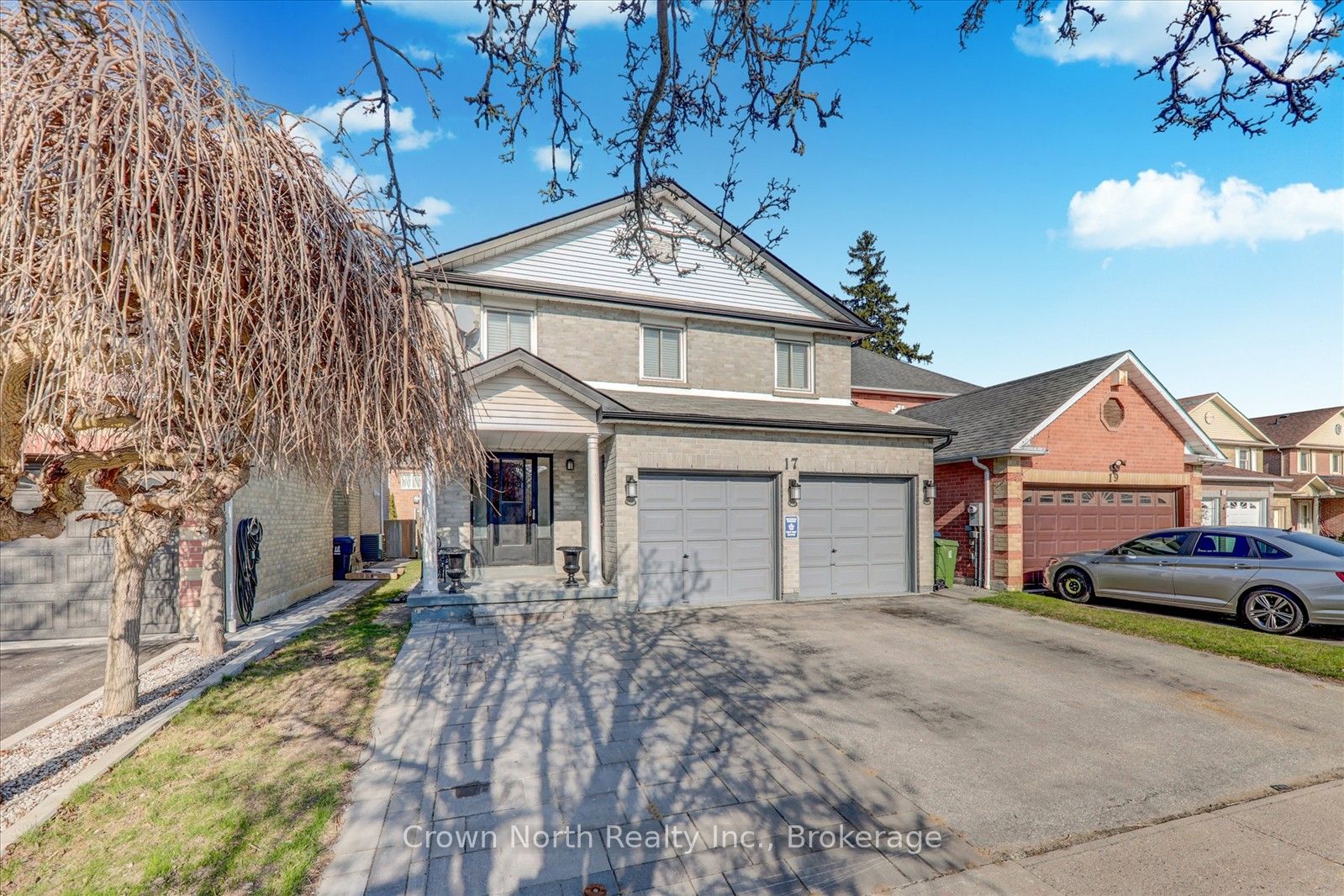 17 Plumrose Boulevard, Toronto, ON M1E 5E8 photo 3