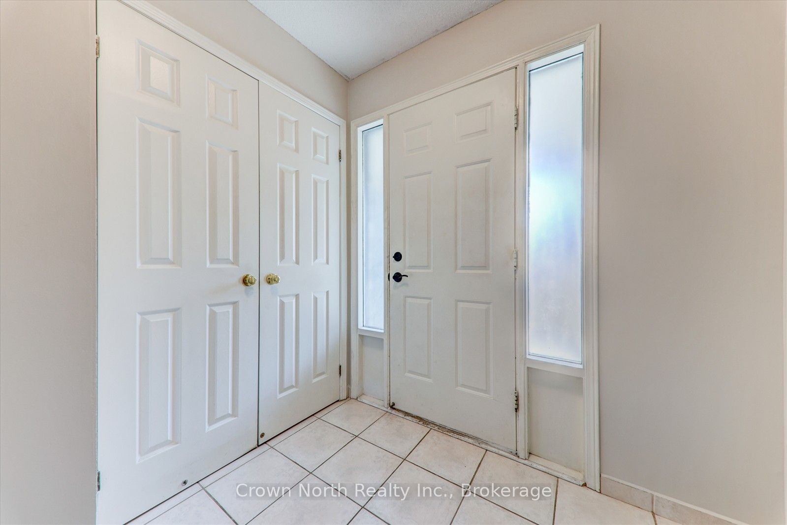 17 Plumrose Boulevard, Toronto, ON M1E 5E8 photo 5