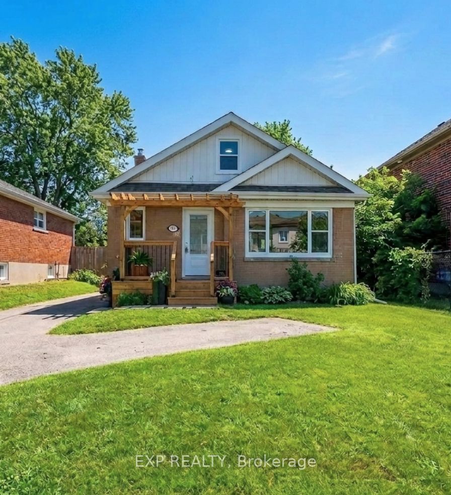 780 Oxford Street, Oshawa, ON L1J 3W1