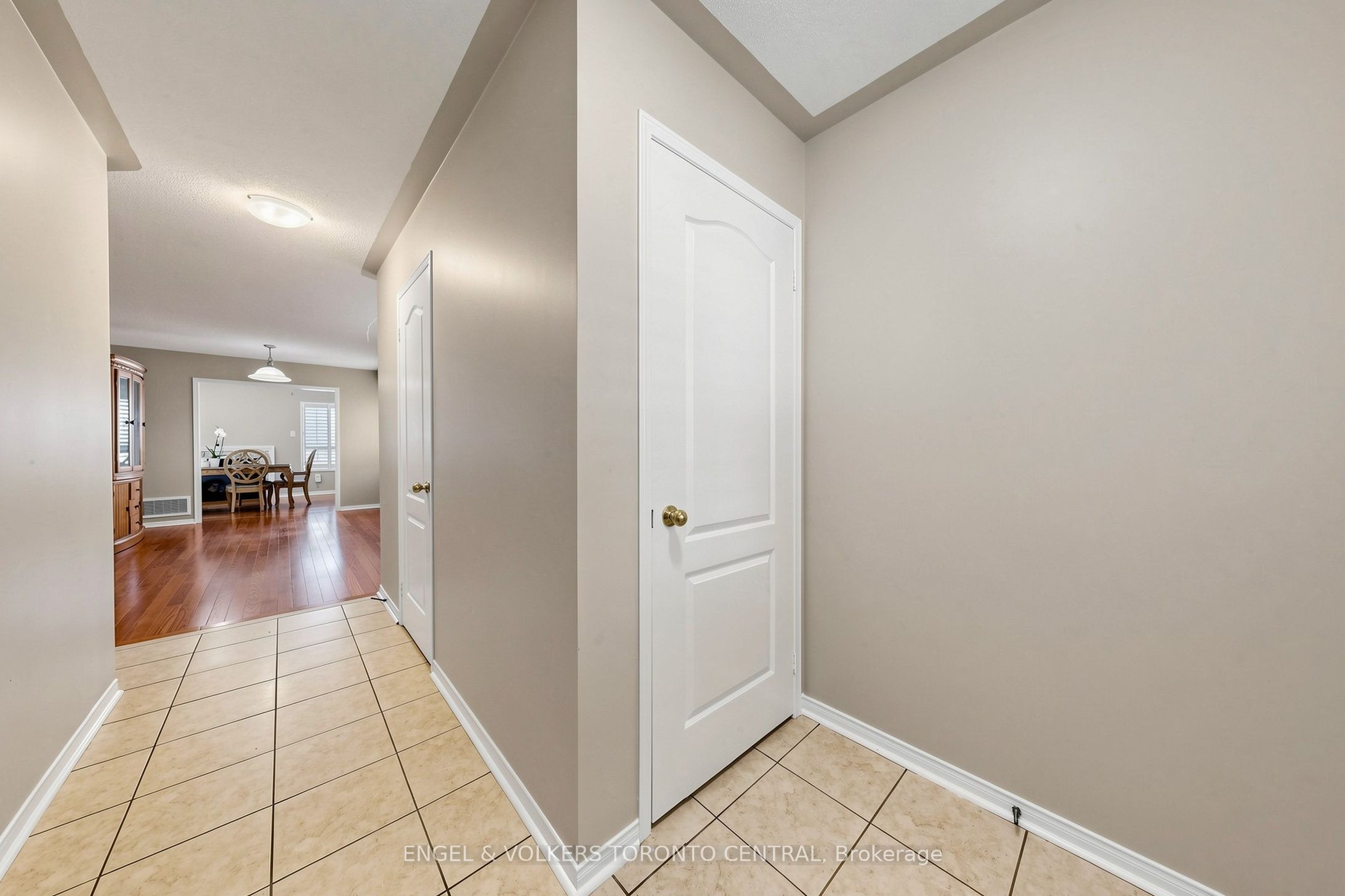 1628 PENNEL Drive, Oshawa, ON L1K 0K1 photo 4
