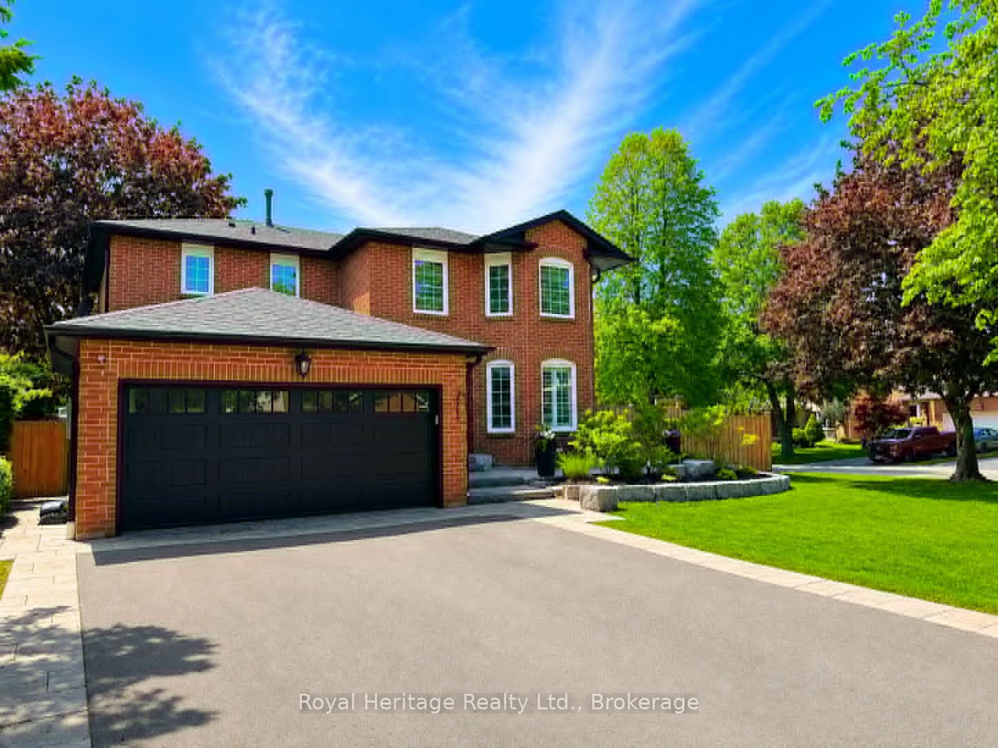 27 Clovelly Drive, Whitby, ON L1N 7A7 photo 3