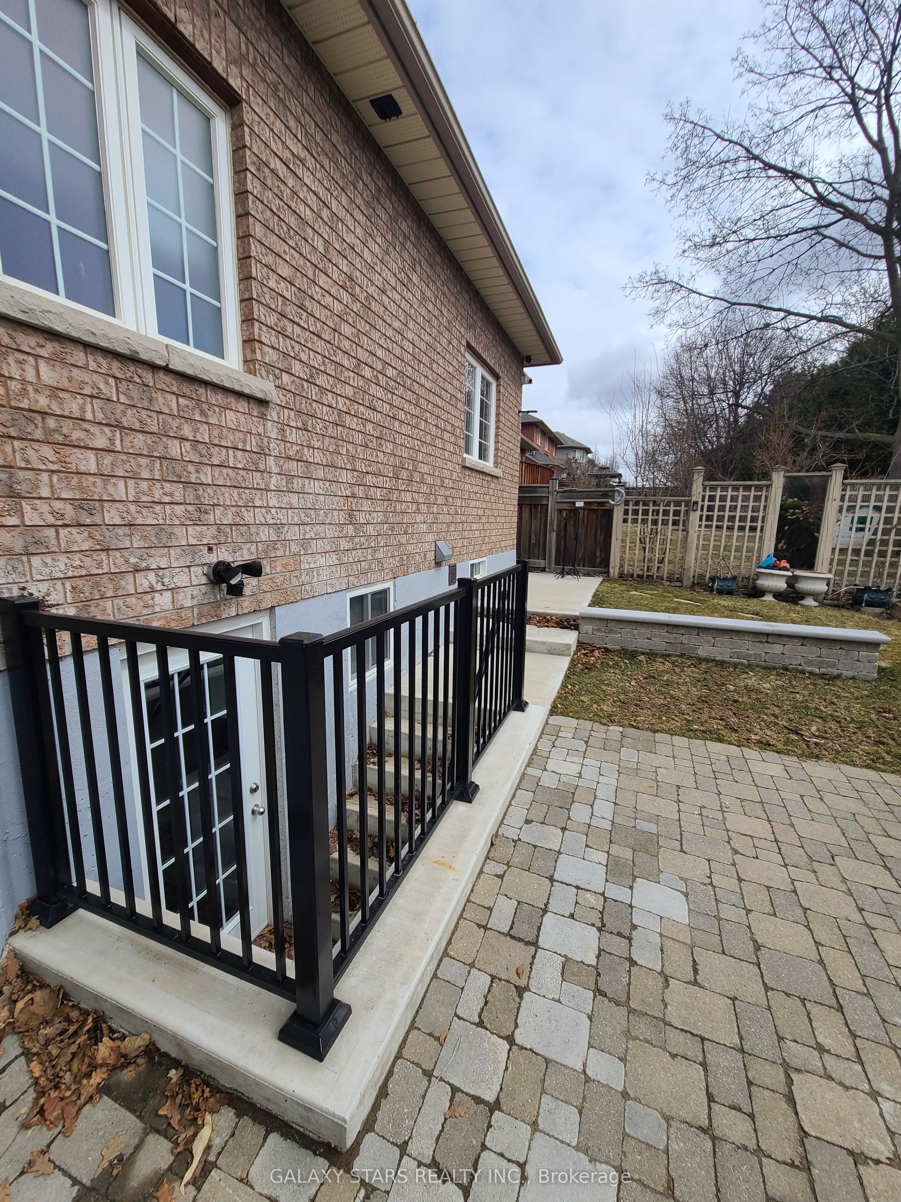 907 Oberland Drive Bsmnt, Oshawa, ON L1K 2M2 photo 5