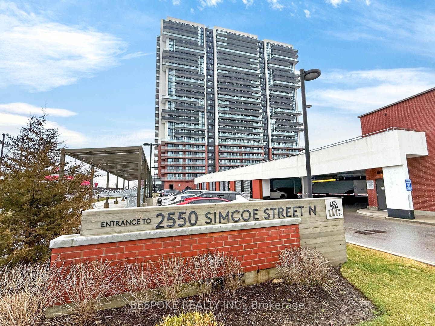 2550 Simcoe Street N 612, Oshawa, ON L1L 0R5 photo 2