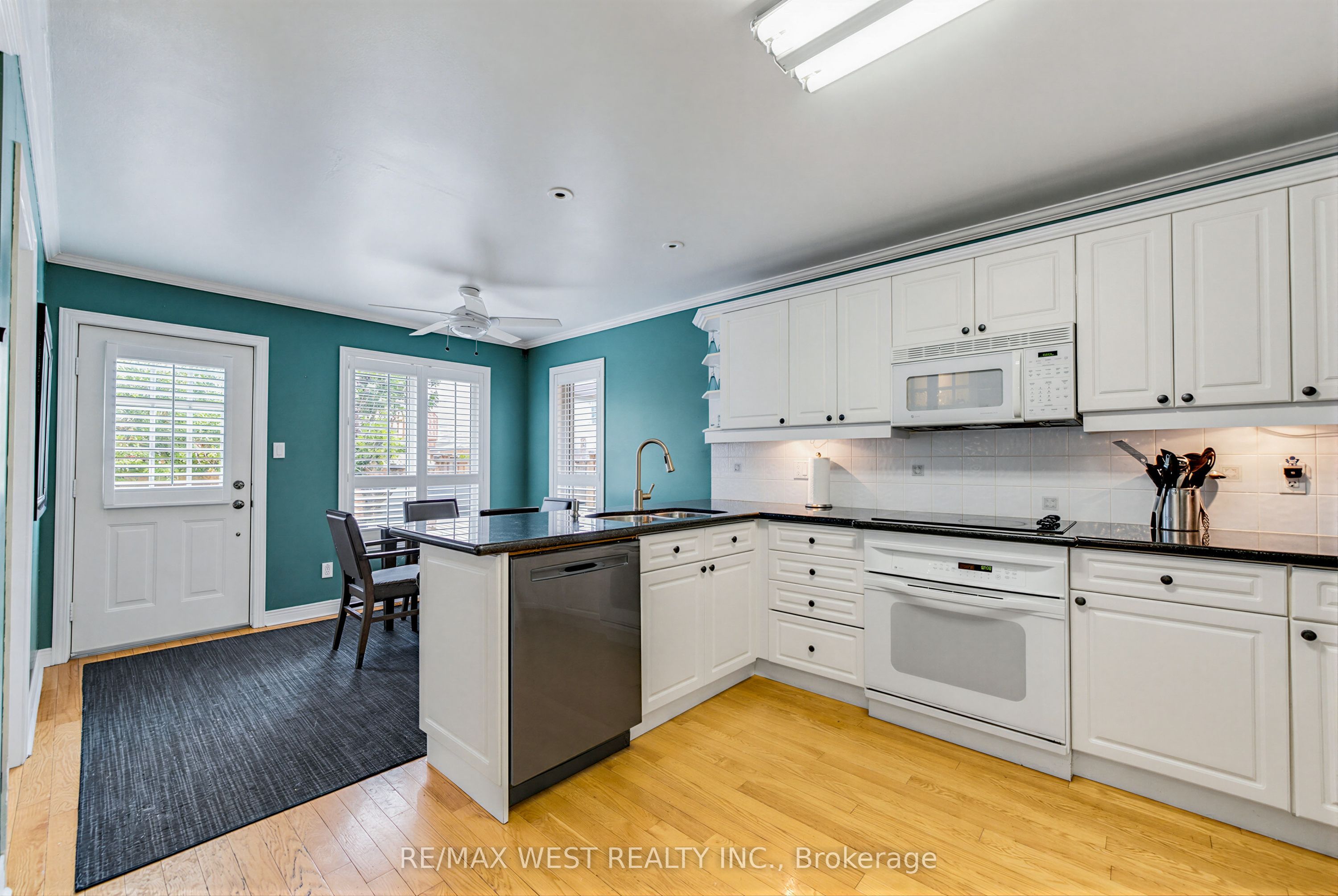 6 Hawkins Crescent, Ajax, ON L1S 4Y1 photo 4