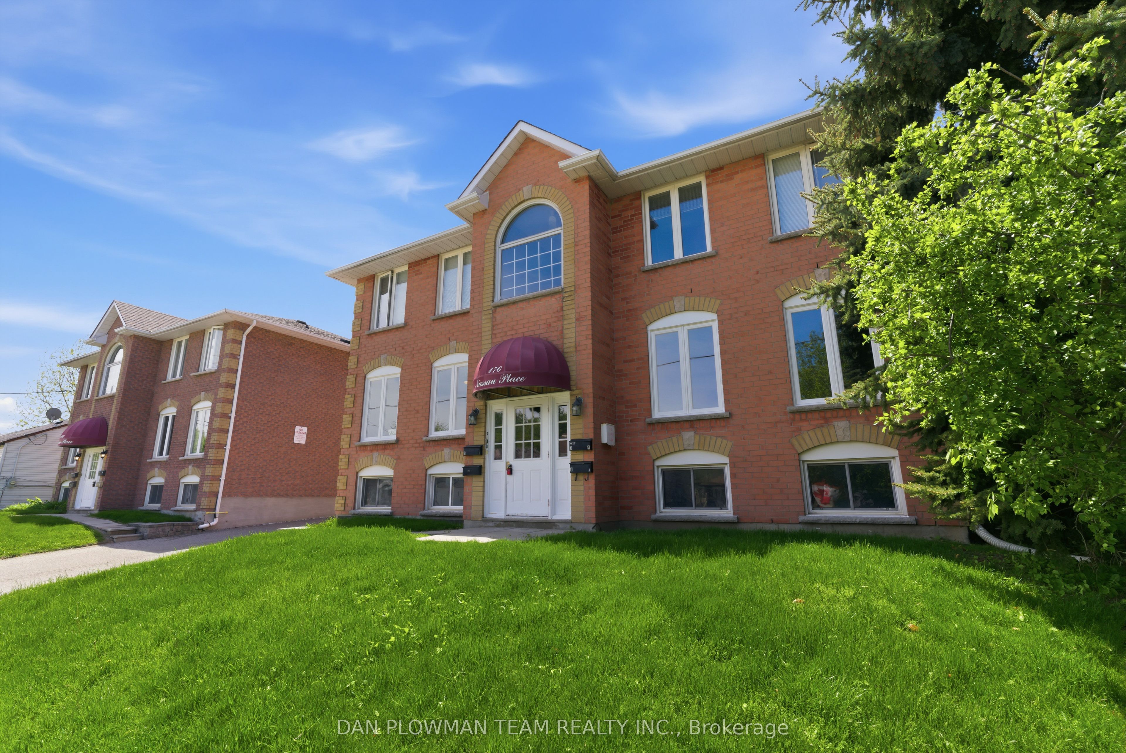 176 Nassau Street, Oshawa, ON L1J 4A5 photo 3