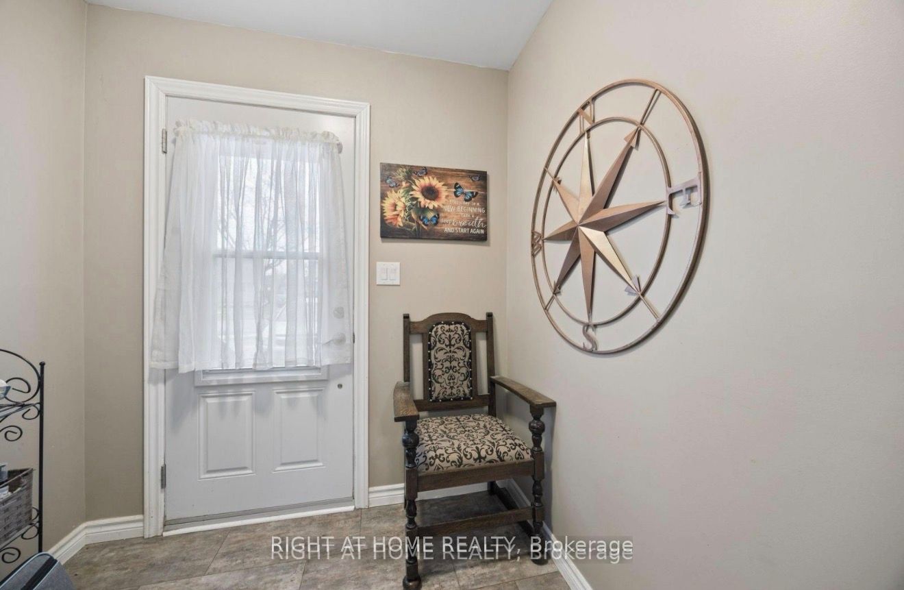 154 Admiral Road, Ajax, ON L1S 2P1 photo 3