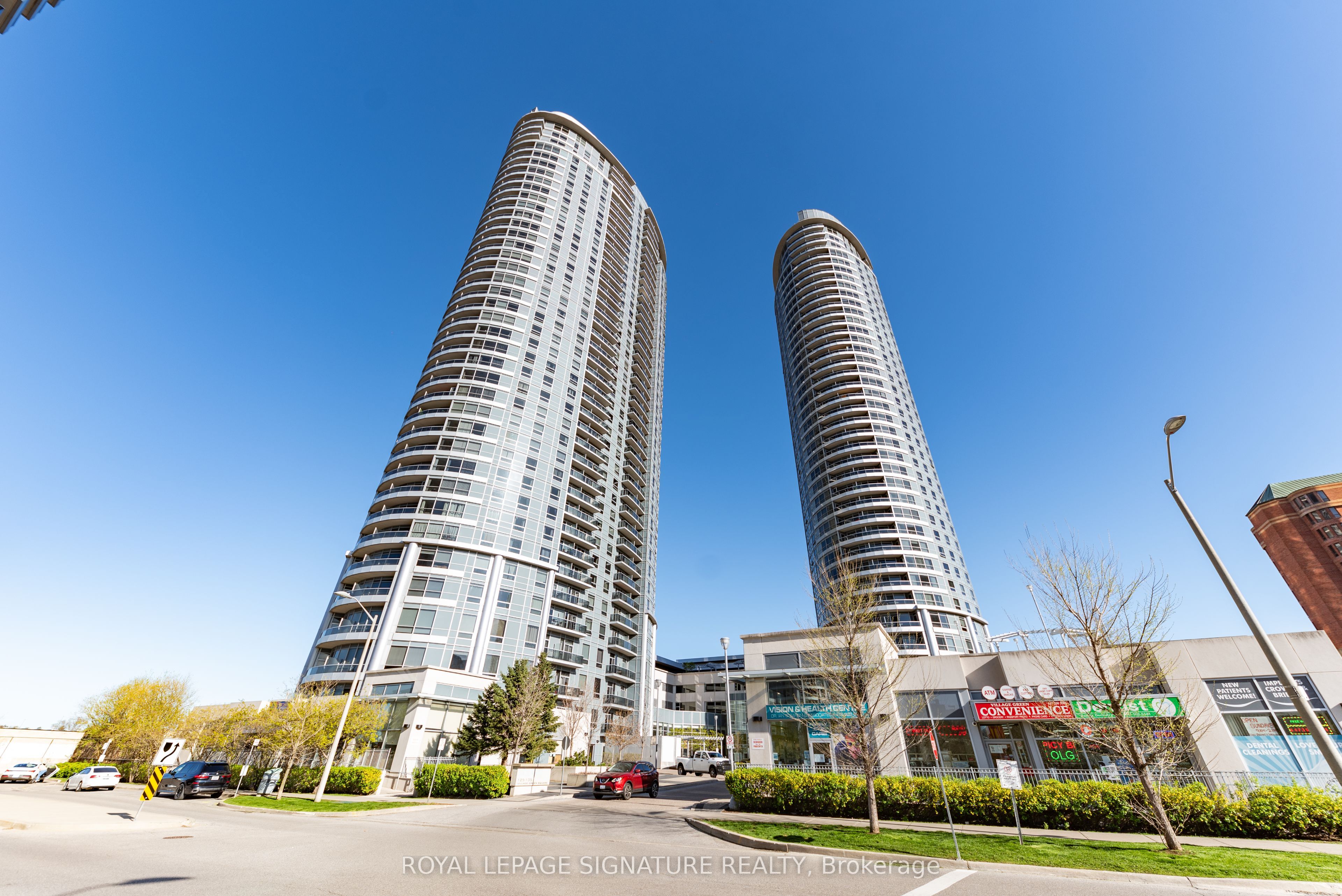 135 Village Green Square 1423, Toronto, ON M1S 0G4 photo 2