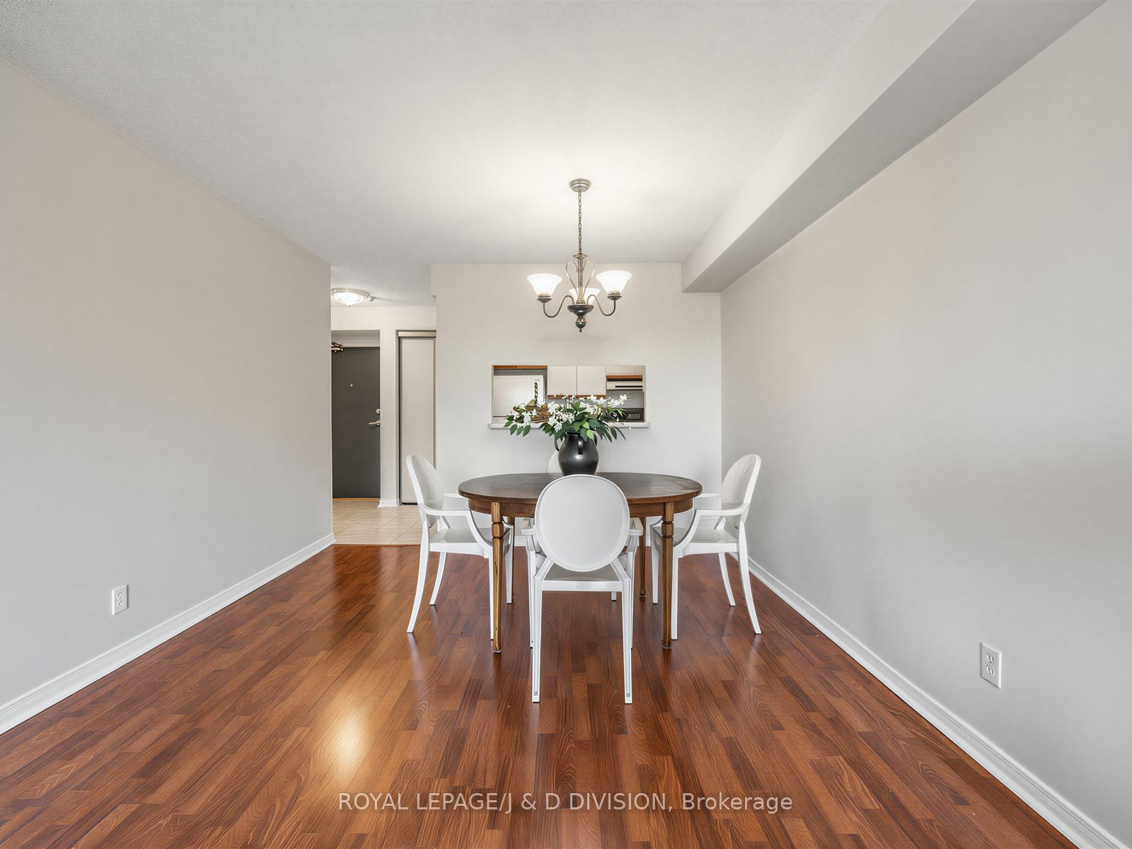 1665 Pickering Parkway 211, Pickering, ON L1V 6L4 photo 5