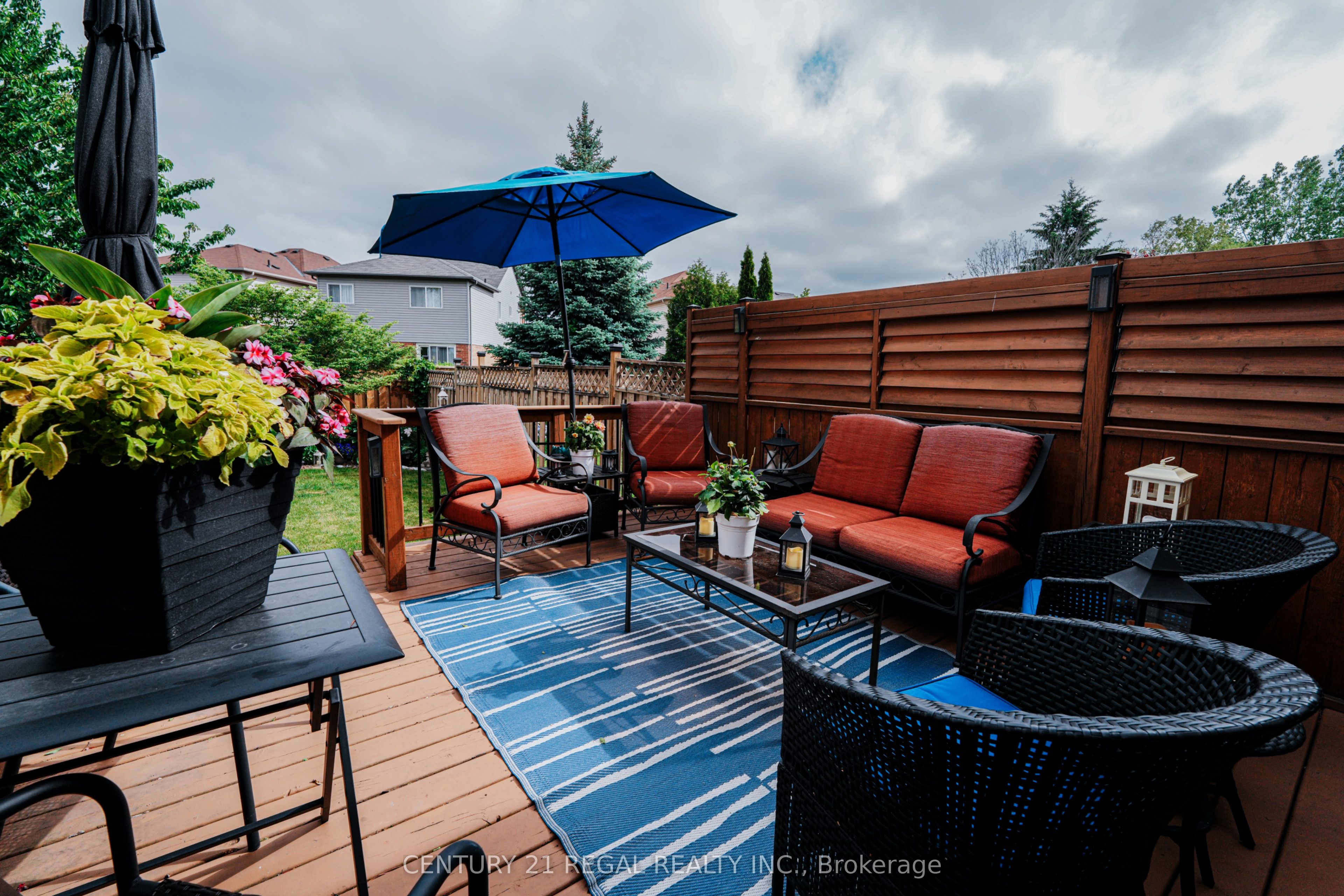 46 Blacksmith Lane, Whitby, ON L1P 1N1 photo 3