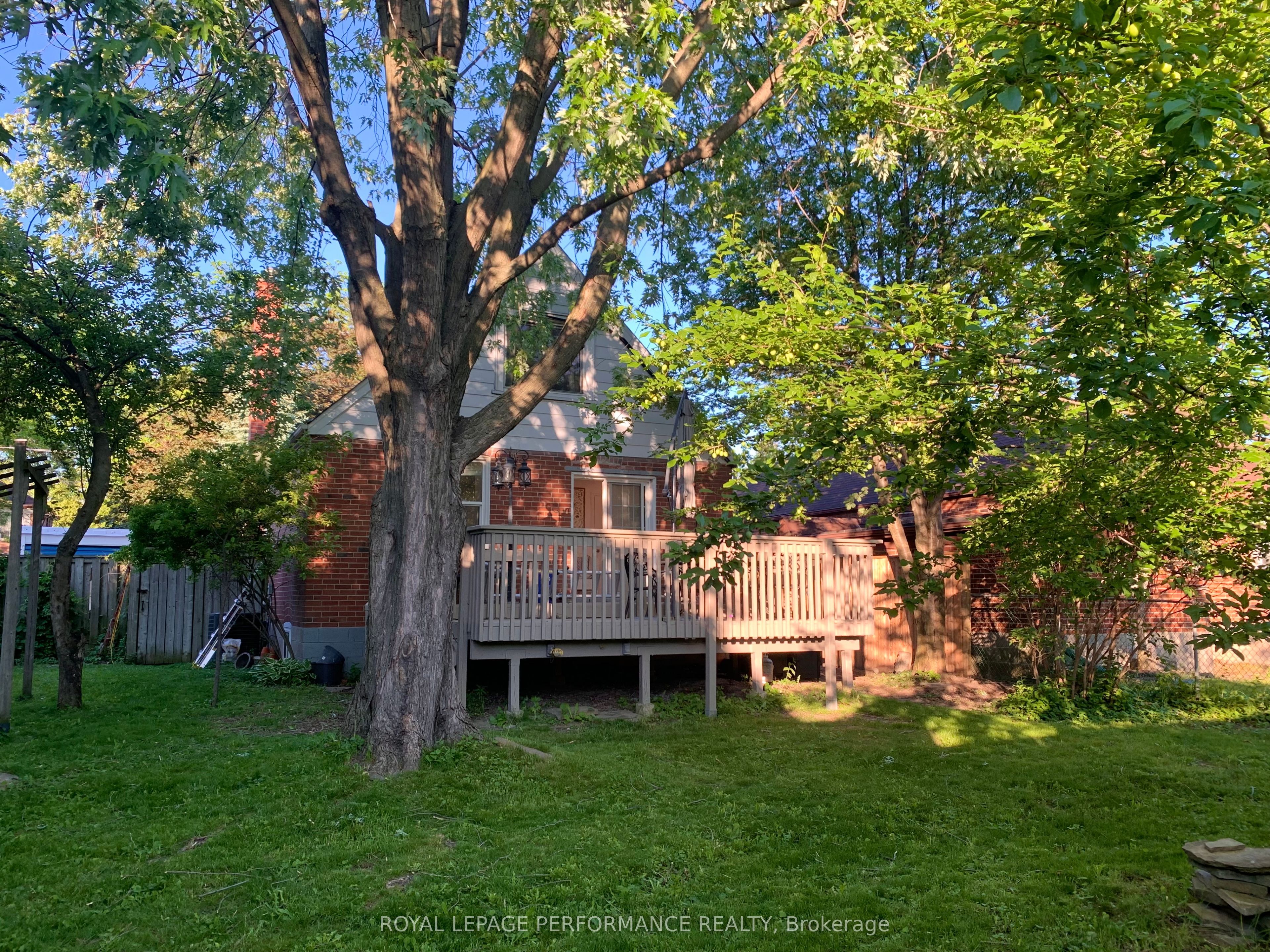 10 Faulkland Road, Toronto, ON M1L 3S3 photo 3