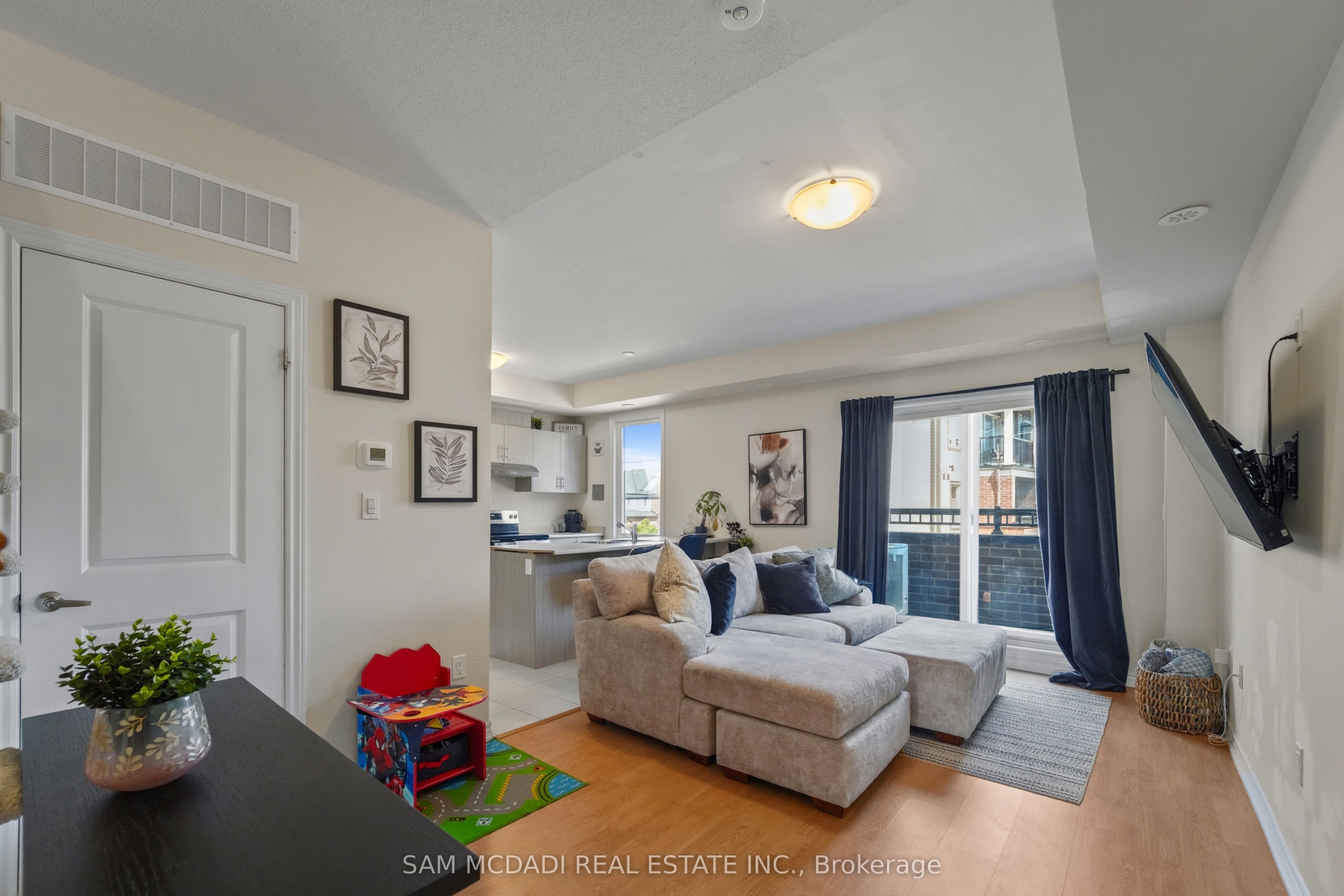 1518 Bloor Street 19, Clarington, ON L1E 0G9 photo 5