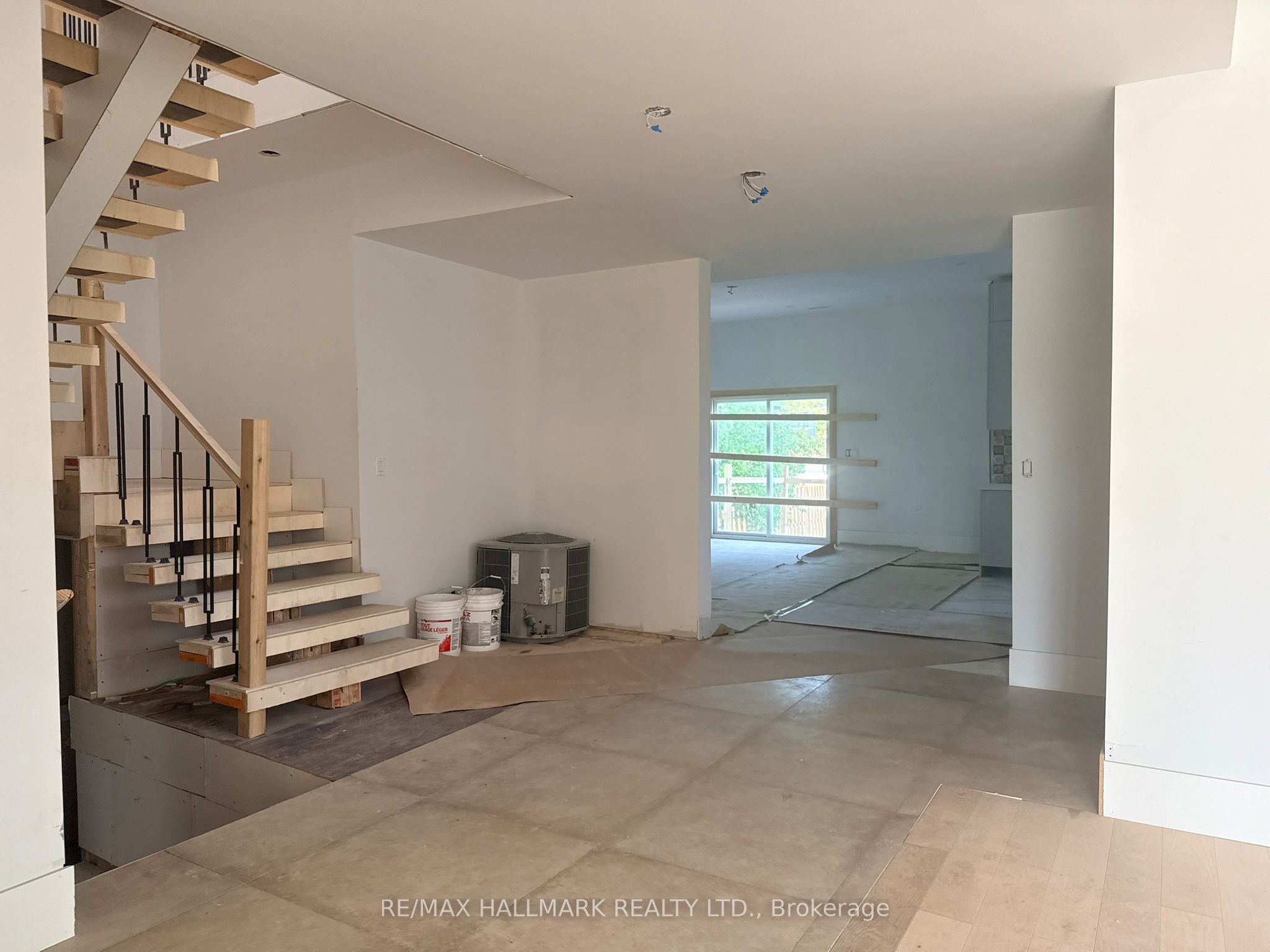 783 Midland Avenue, Toronto, ON M1K 4E5 photo 5