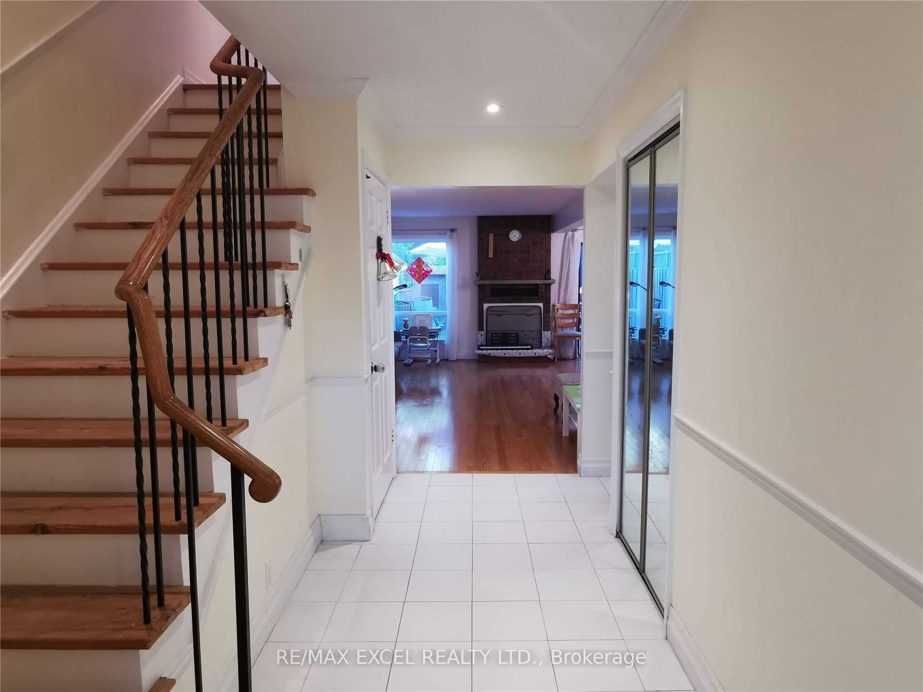 75 Ecclesfield Drive, Toronto, ON M1W 2Y3 photo 3