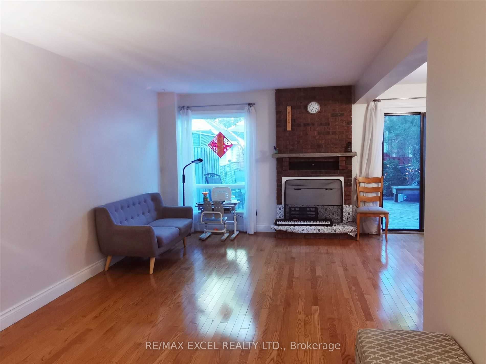 75 Ecclesfield Drive, Toronto, ON M1W 2Y3 photo 4