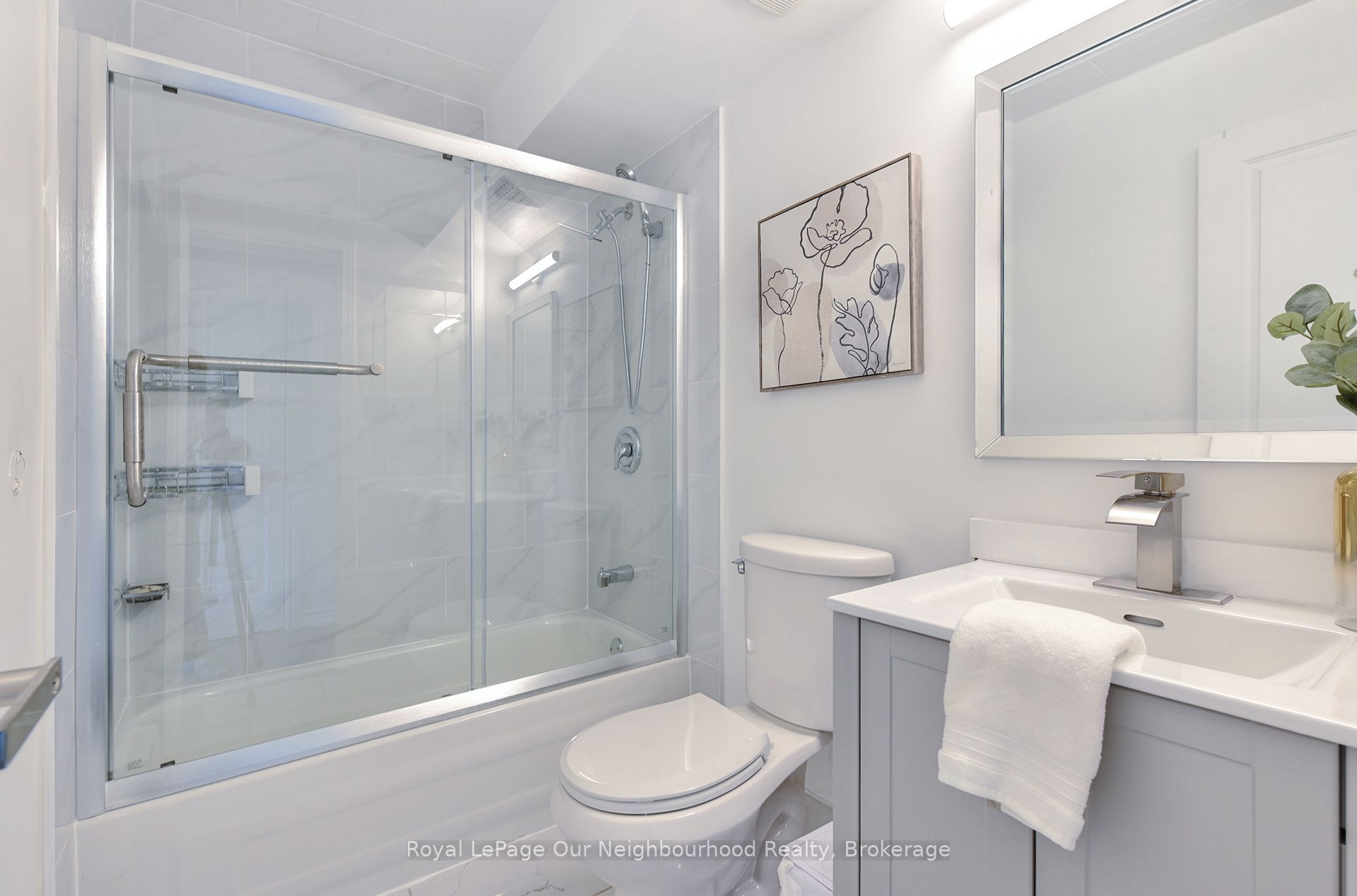 540 Mary Street E 2, Whitby, ON L1N 2R1 photo 5