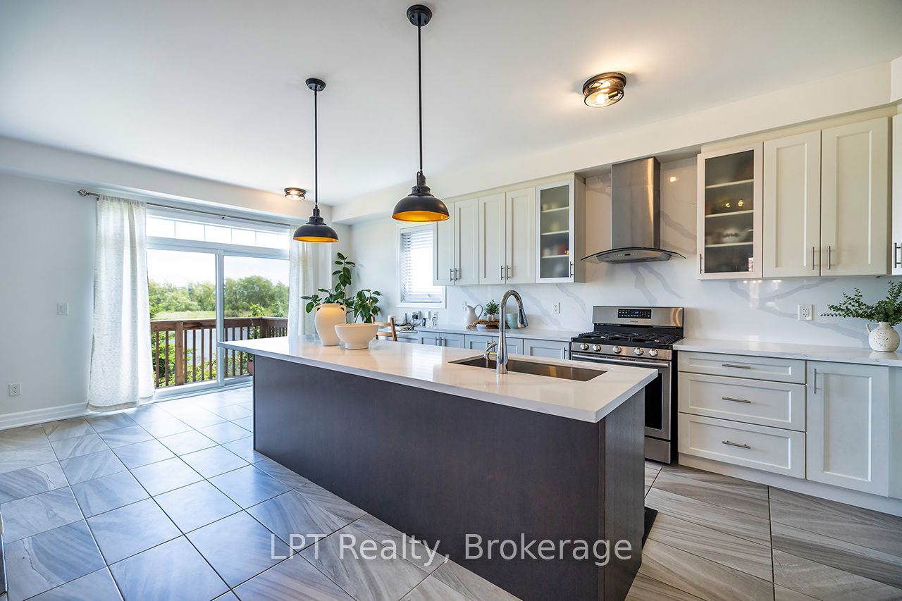 35 Purdy Place, Clarington, ON L1C 0V2 photo 5