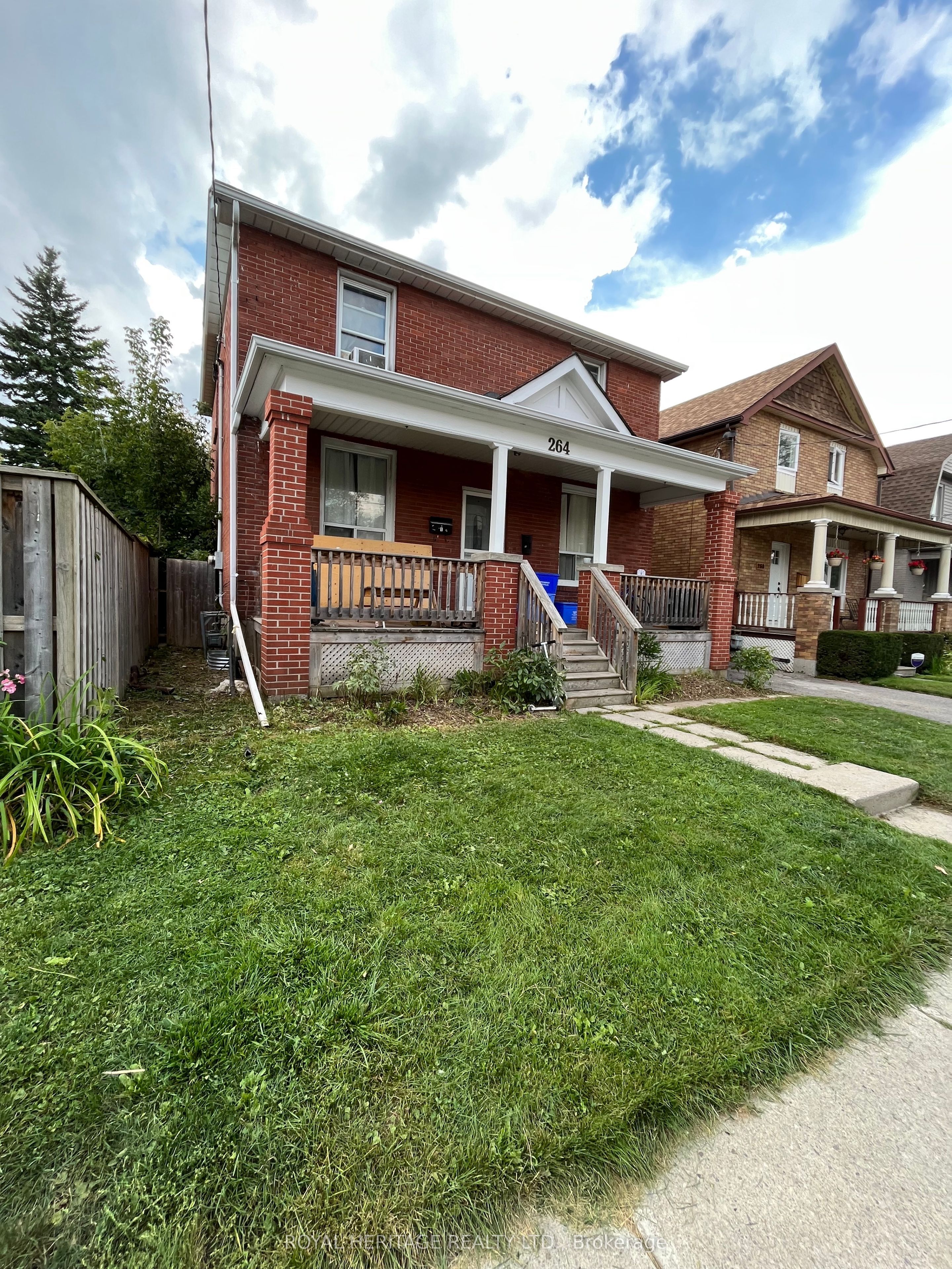 264 Jarvis Street 1, Oshawa, ON L1G 5K9 photo 2