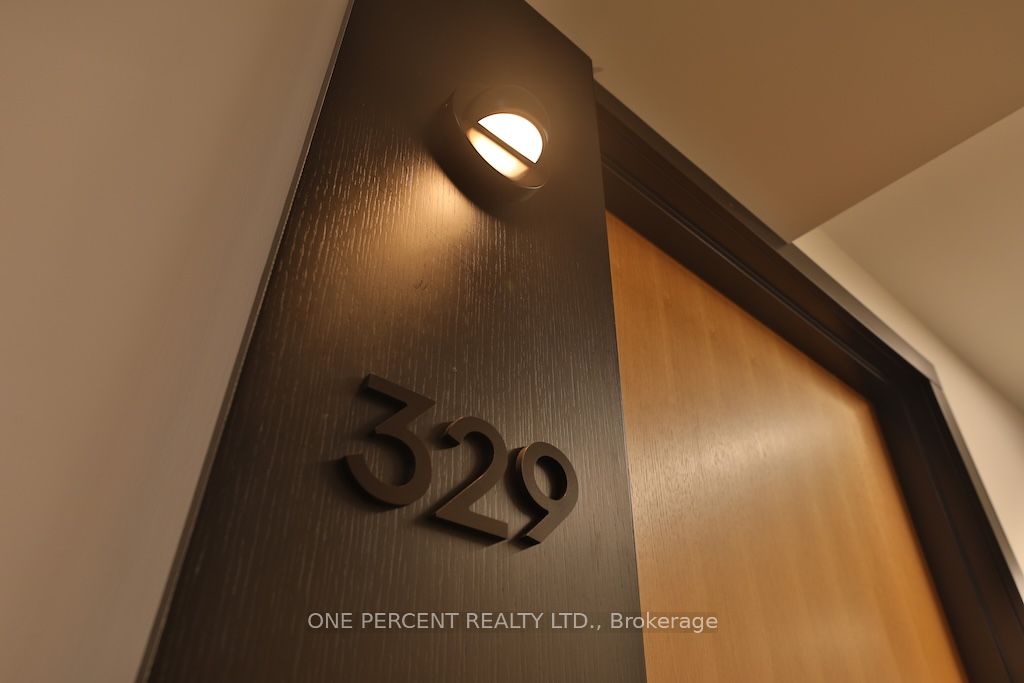 150 Logan Avenue 329, Toronto, ON M4M 0E4 photo 4