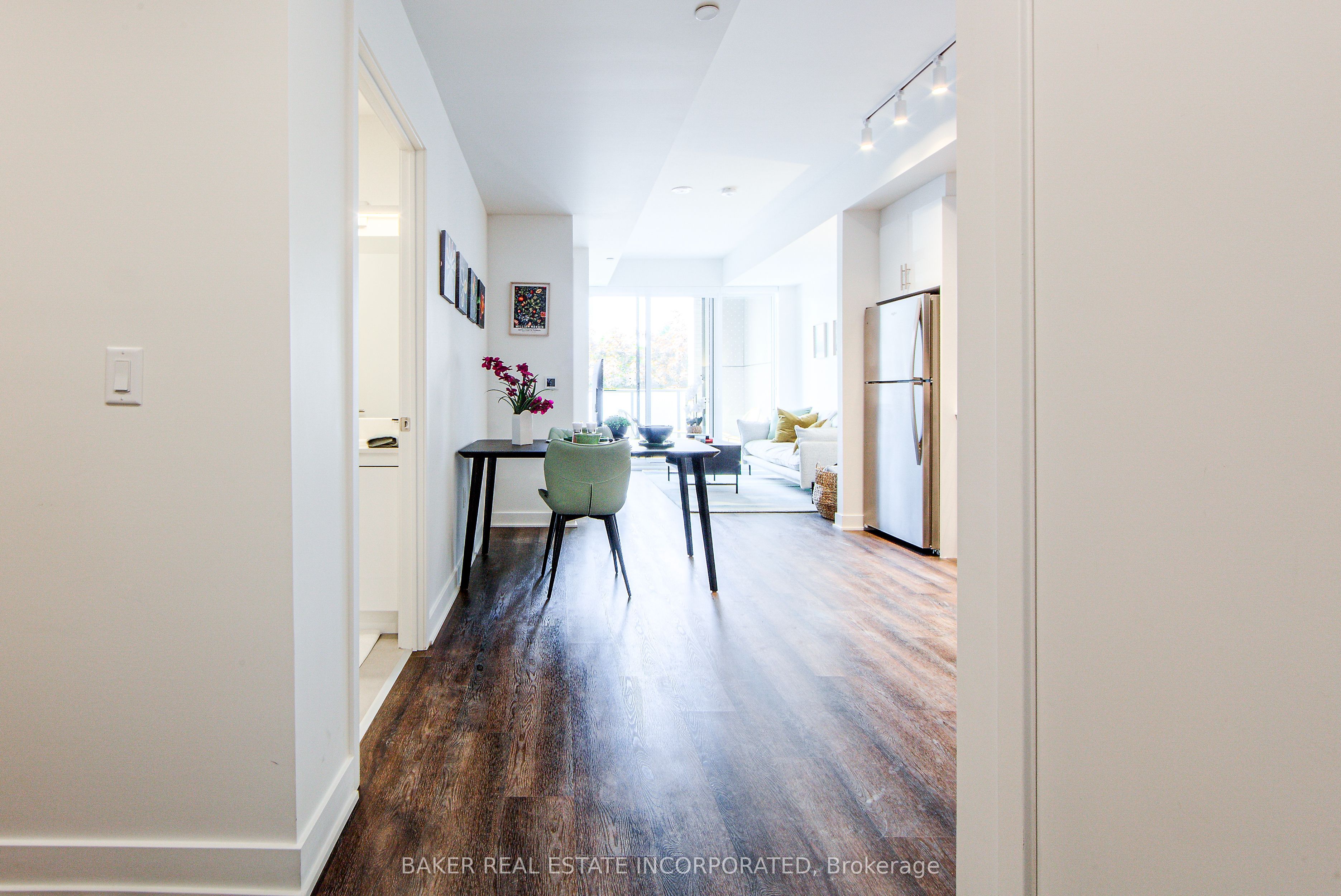 3030 Pharmacy Avenue 1127, Toronto, ON M1W 2N7 photo 5