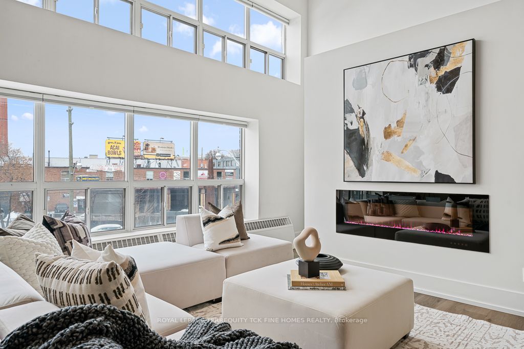 1173 Dundas Street E 225, Toronto, ON M4M 3P1 photo 5
