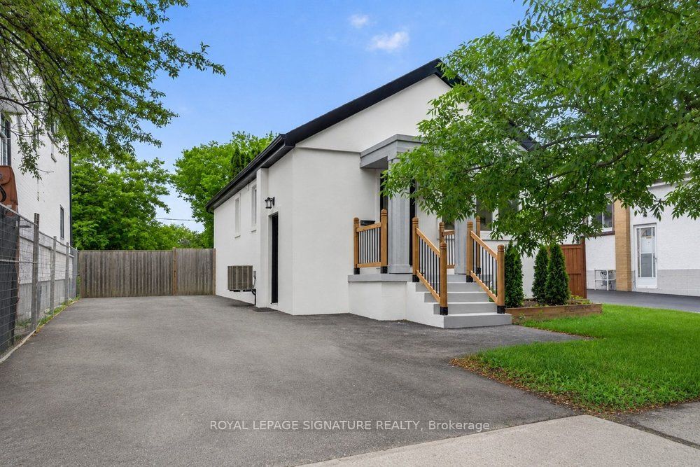 297 Kennedy Road, Toronto, ON M1N 3P6