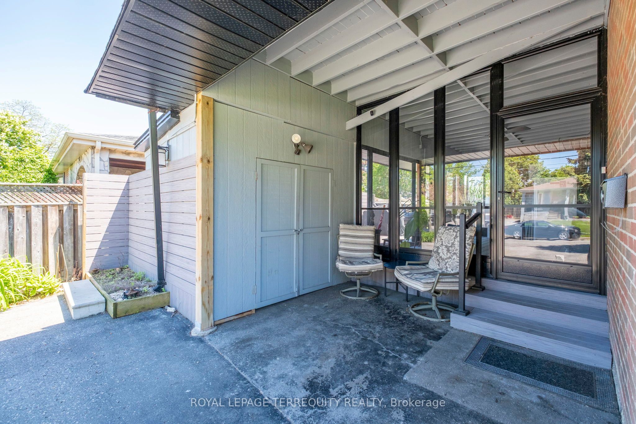 971 Oklahoma Drive, Pickering, ON L1W 2H8 photo 5