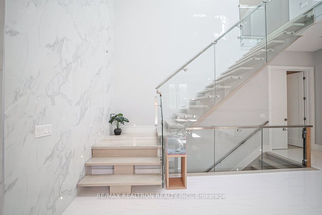 263 East Avenue, Toronto, ON M1C 2W2 photo 5