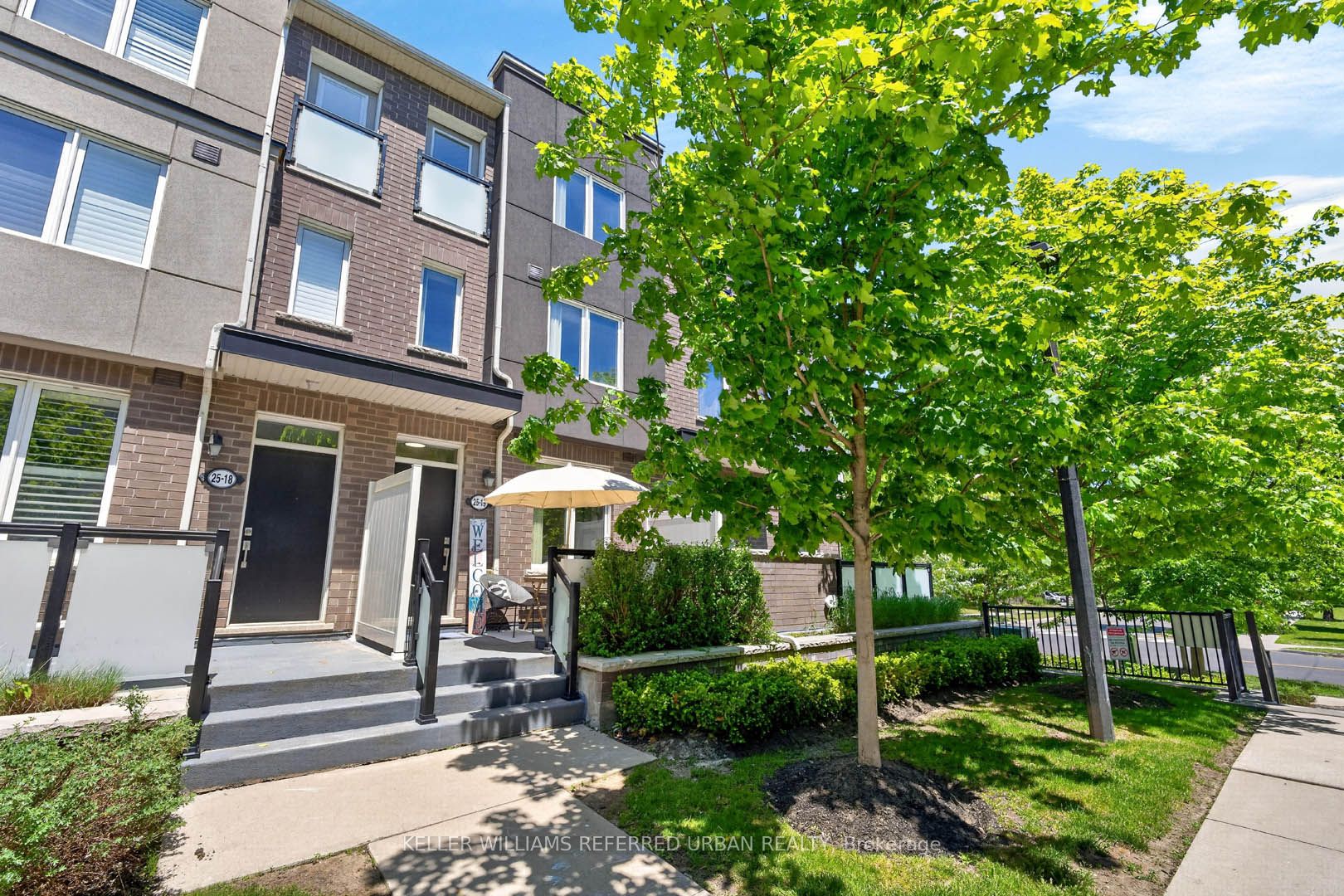 25 Heron Park Place 19, Toronto, ON M1E 0B8 photo 3