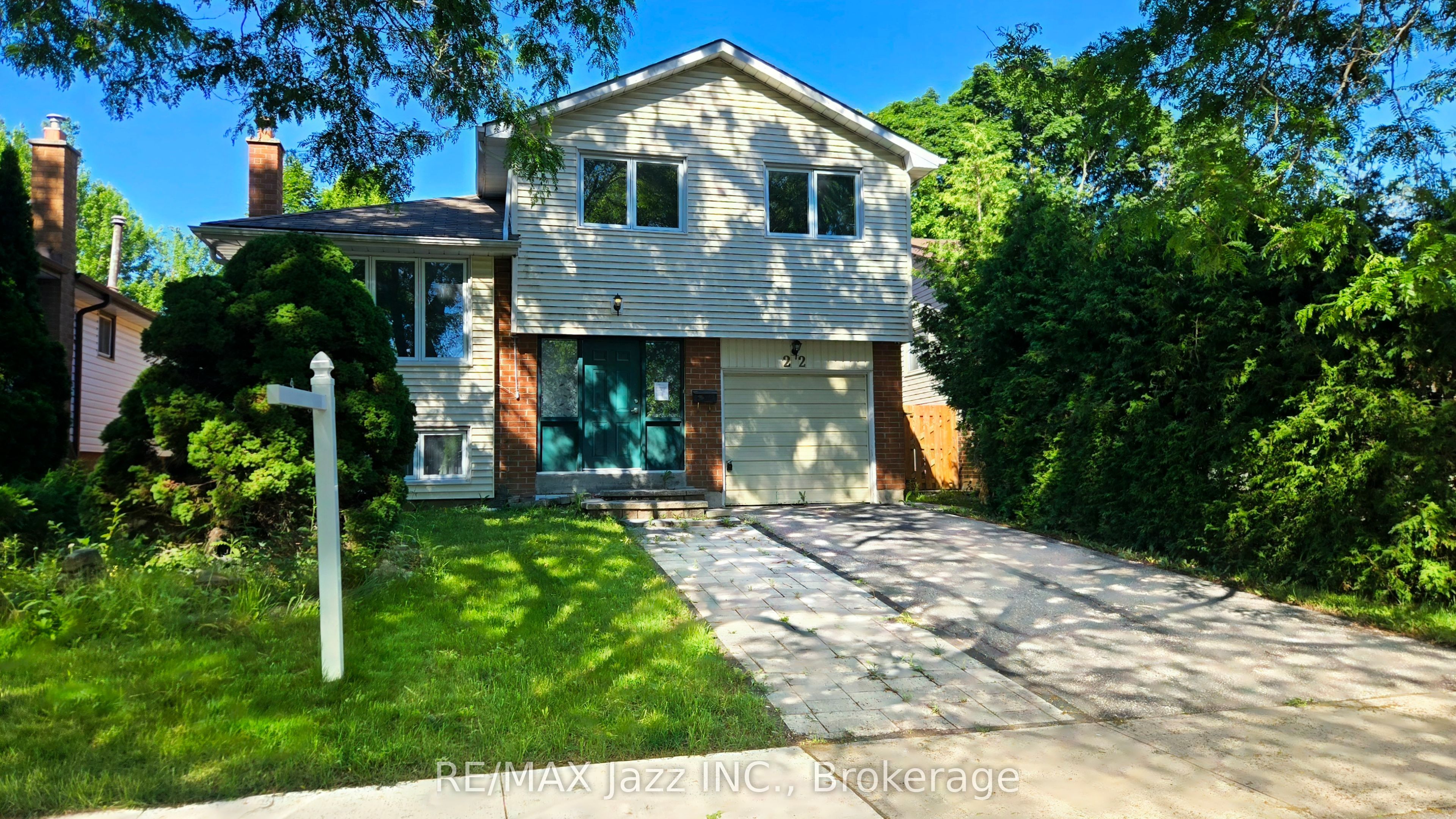 22 Renfield Crescent, Whitby, ON L1P 1B4 photo 3