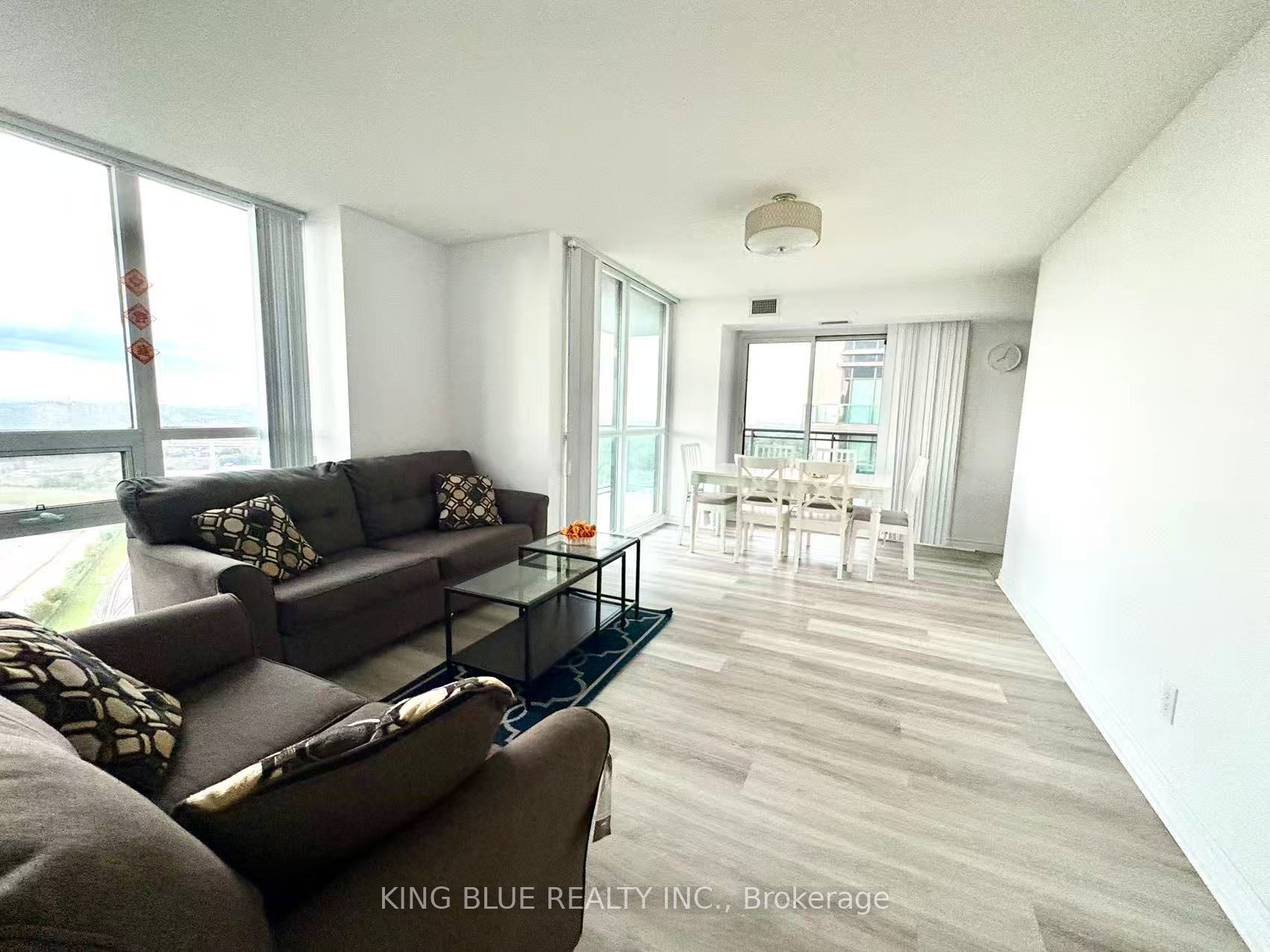 88 Grangeway Avenue 2208, Toronto, ON M1H 0A2 photo 3