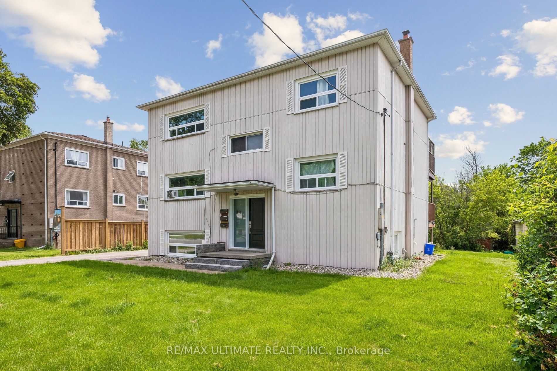 1056 Ravine Road, Oshawa, ON L1H 4C8 photo 4