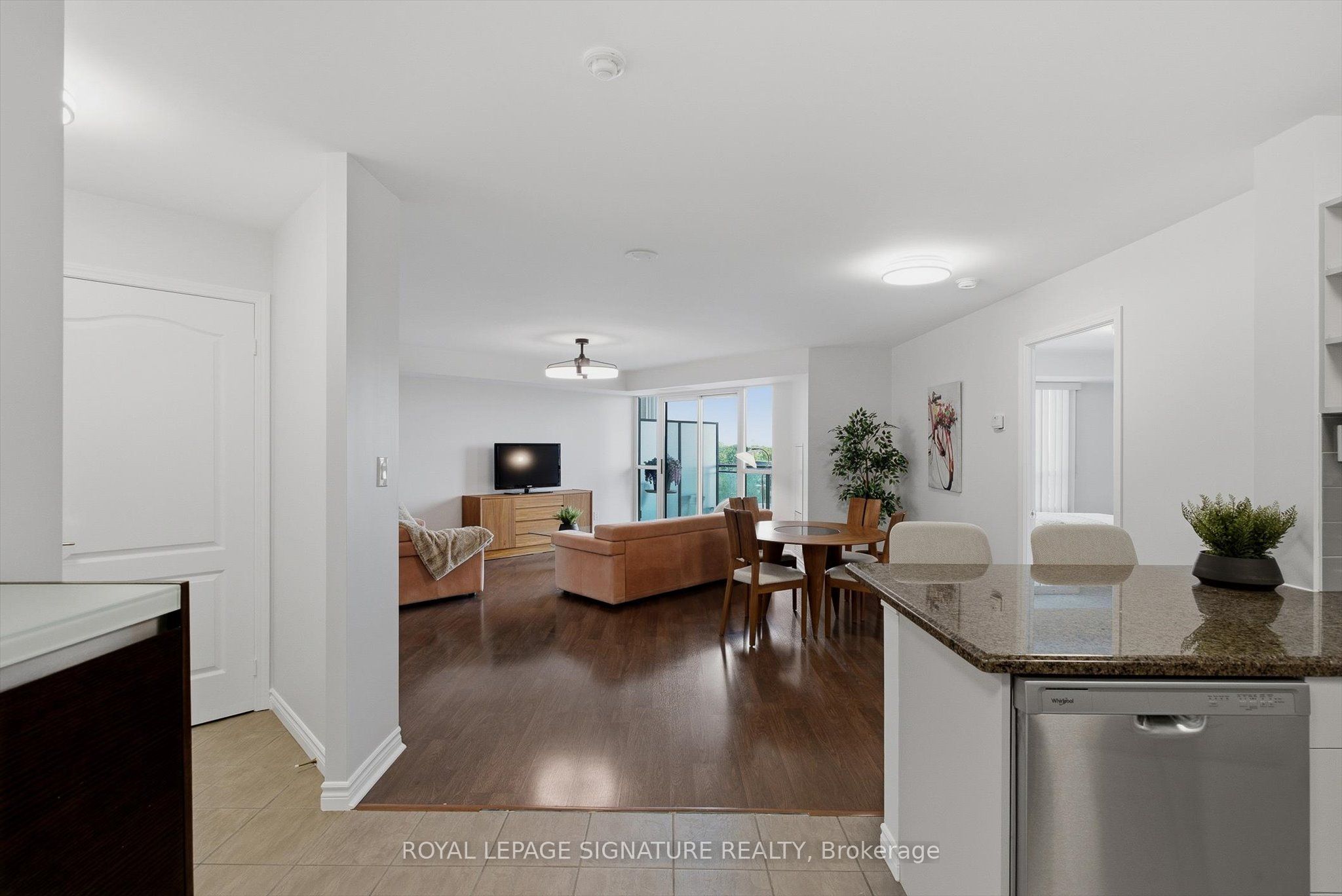 2020 McNicoll Avenue 701, Toronto, ON M1V 0B5 photo 3
