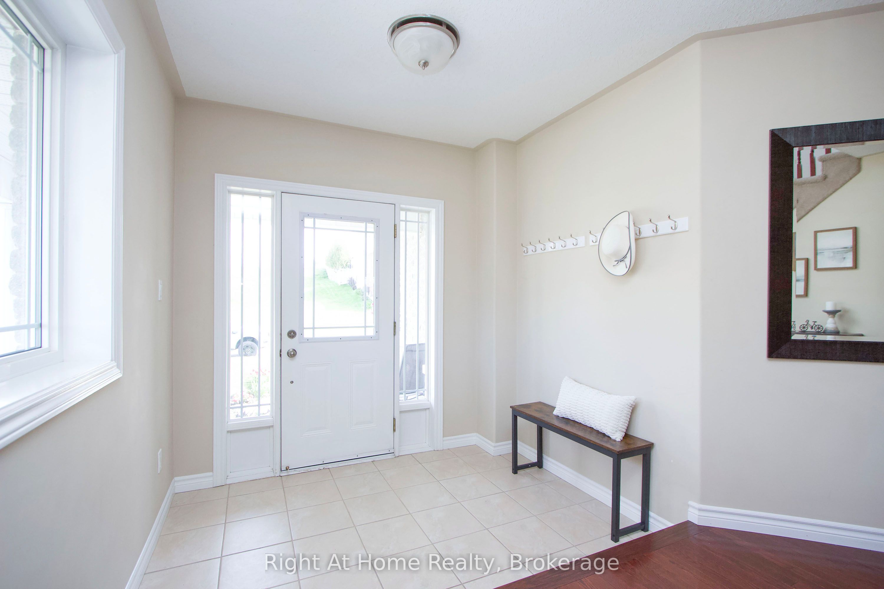 2 Cousins Street, Clarington, ON L1E 3K4 photo 5