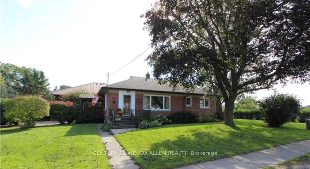 607 Mary Street W, Whitby, ON L1N 2S1
