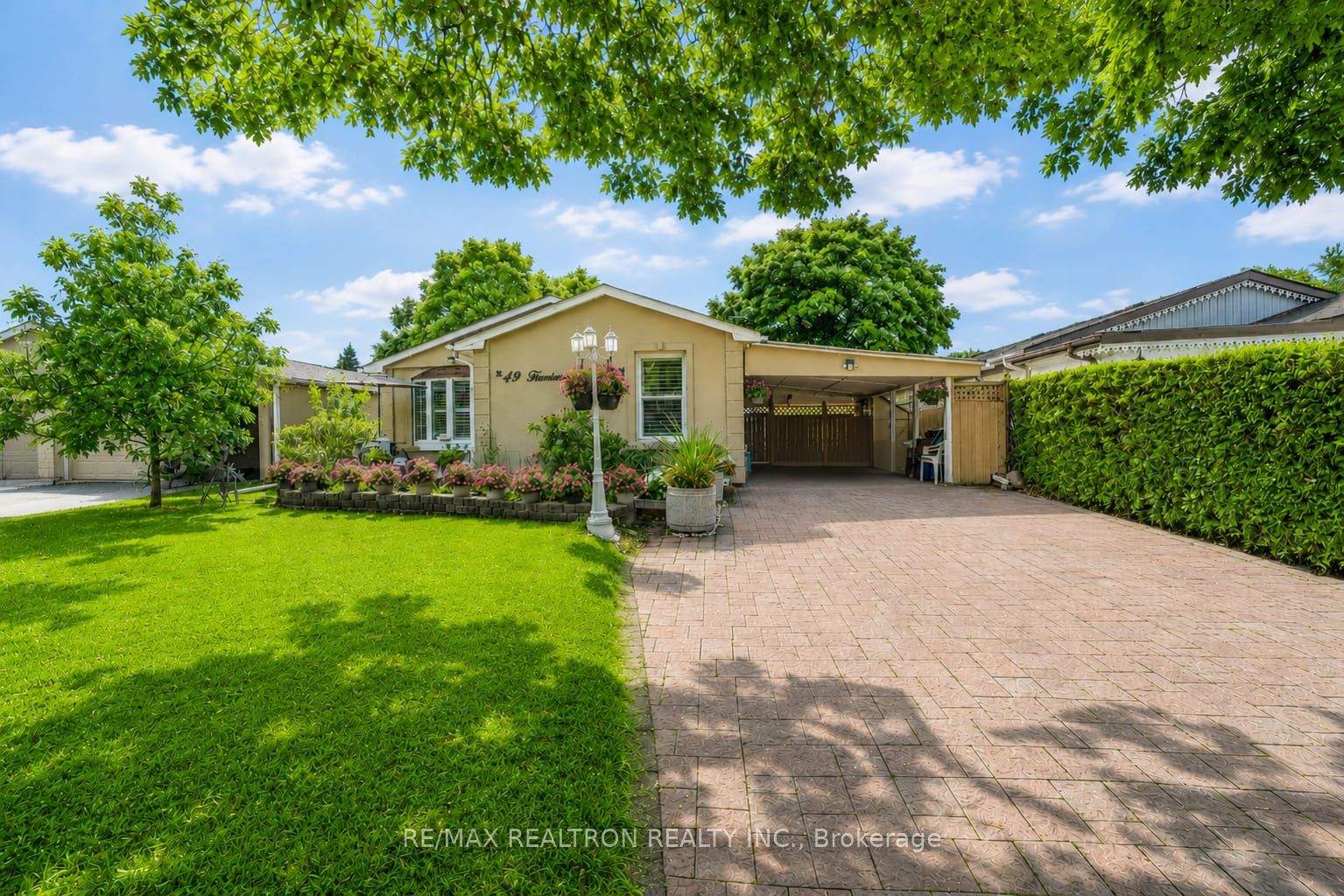 49 Tunmead Square, Toronto, ON M1B 1X1 photo 2