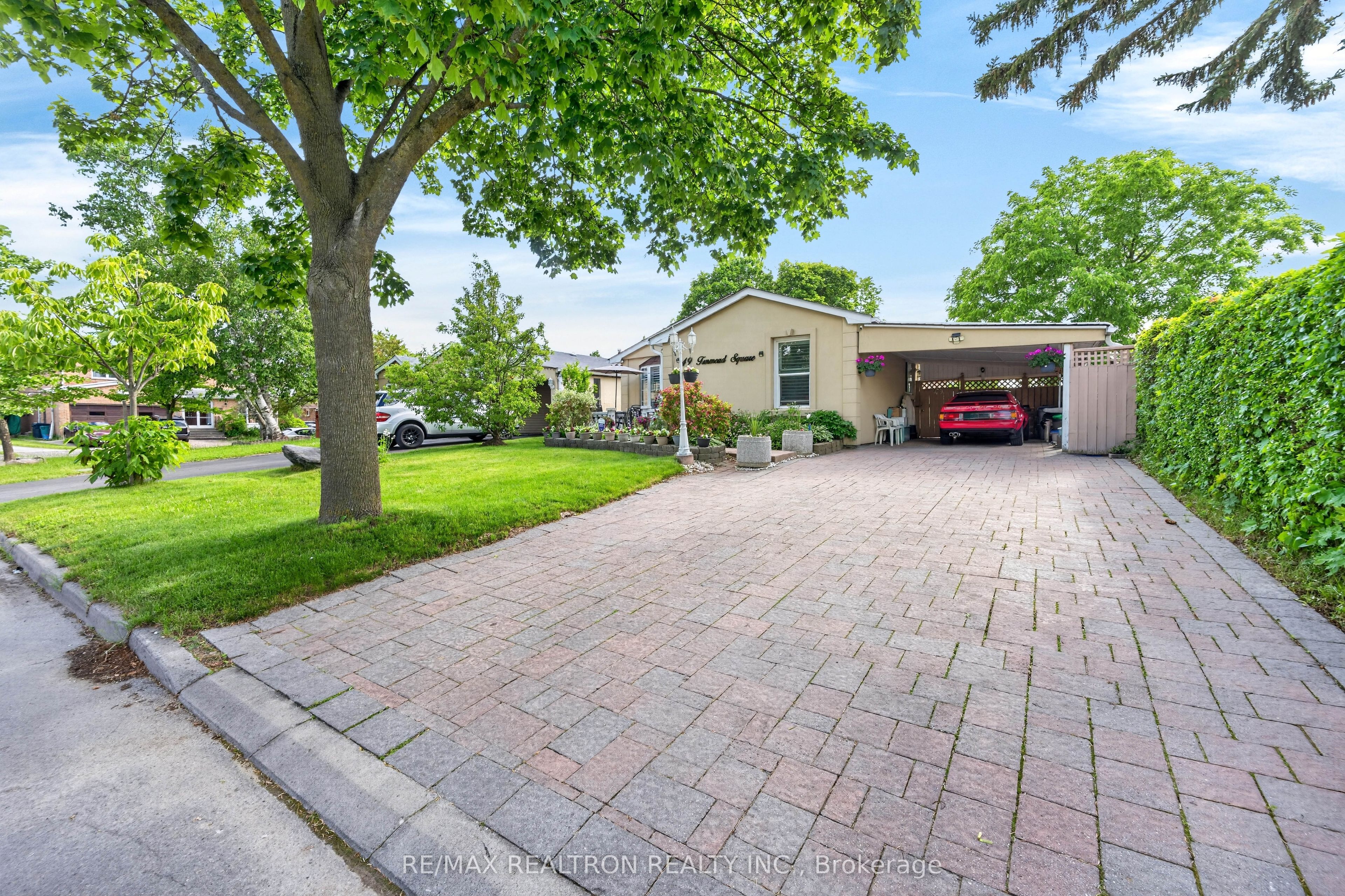 49 Tunmead Square, Toronto, ON M1B 1X1 photo 5