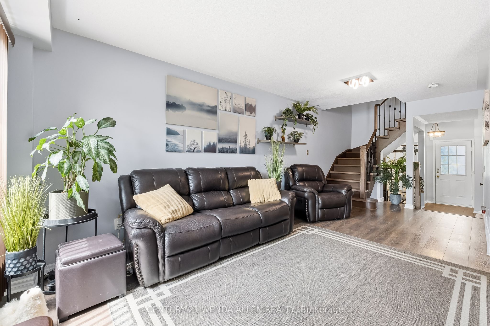 5 Jays Drive, Whitby, ON L1R 2P5 photo 5