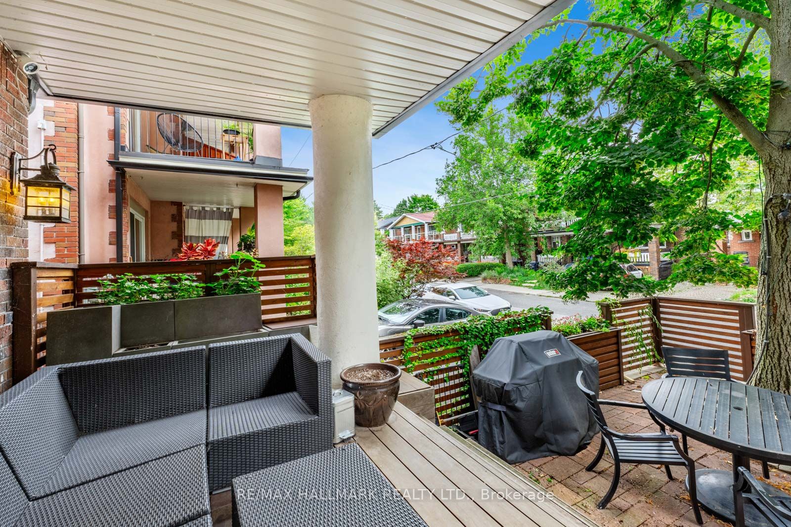 24 Hammersmith Avenue Main, Toronto, ON M4E 2W4 photo 2