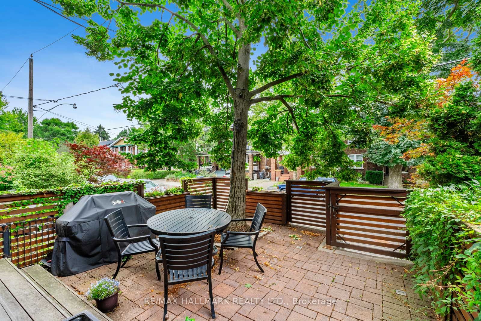 24 Hammersmith Avenue Main, Toronto, ON M4E 2W4 photo 3