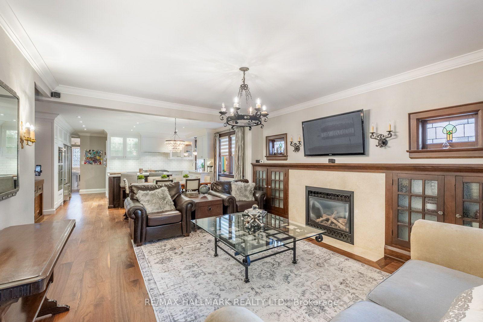24 Hammersmith Avenue Main, Toronto, ON M4E 2W4 photo 4